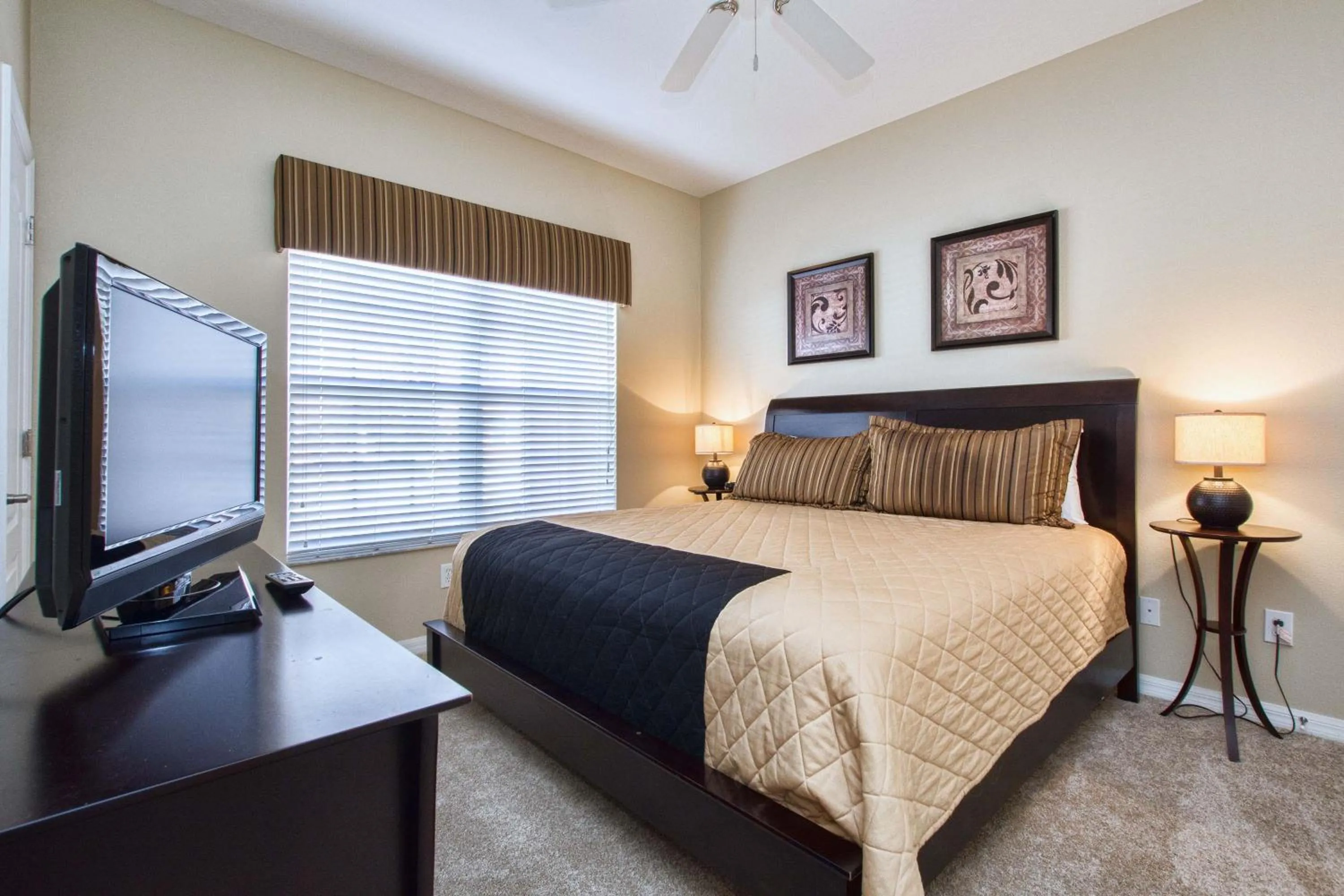 Property building, Bed in Paradise Palms-4 Bed Townhome W-Splashpool-3044Ppr