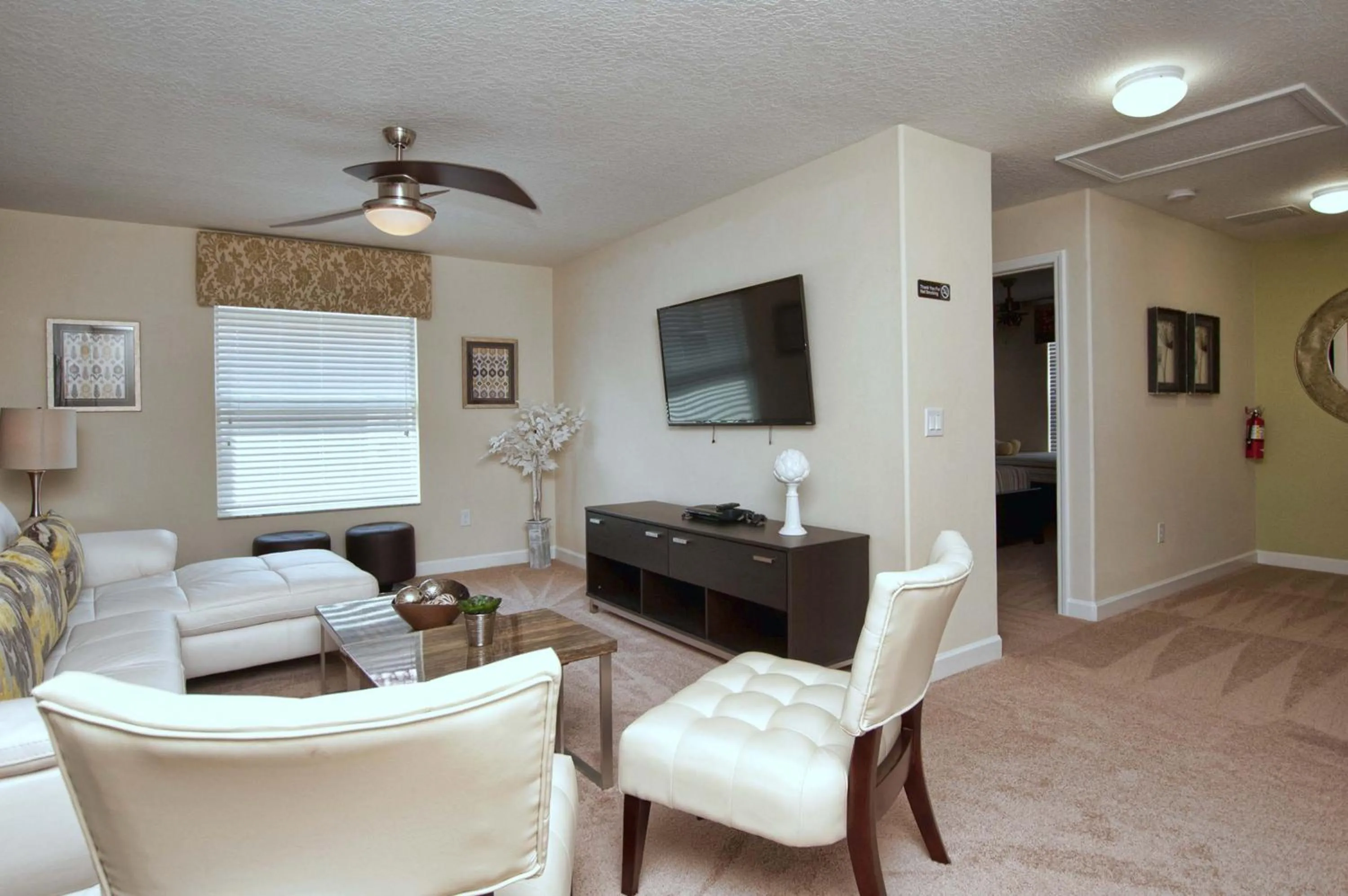 Property building in Paradise Palms- 6 Bedroom Pool Home-3150Pp