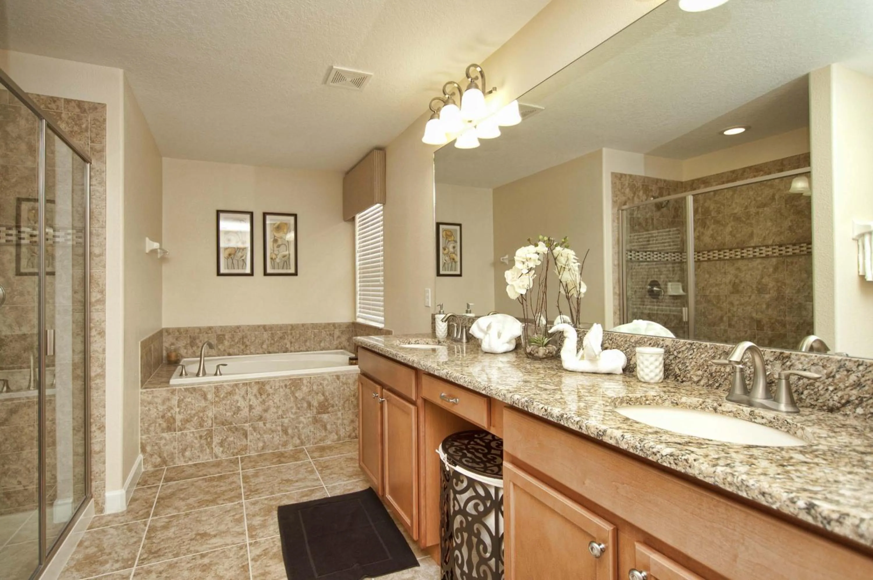 Property building in Paradise Palms- 6 Bedroom Pool Home-3150Pp