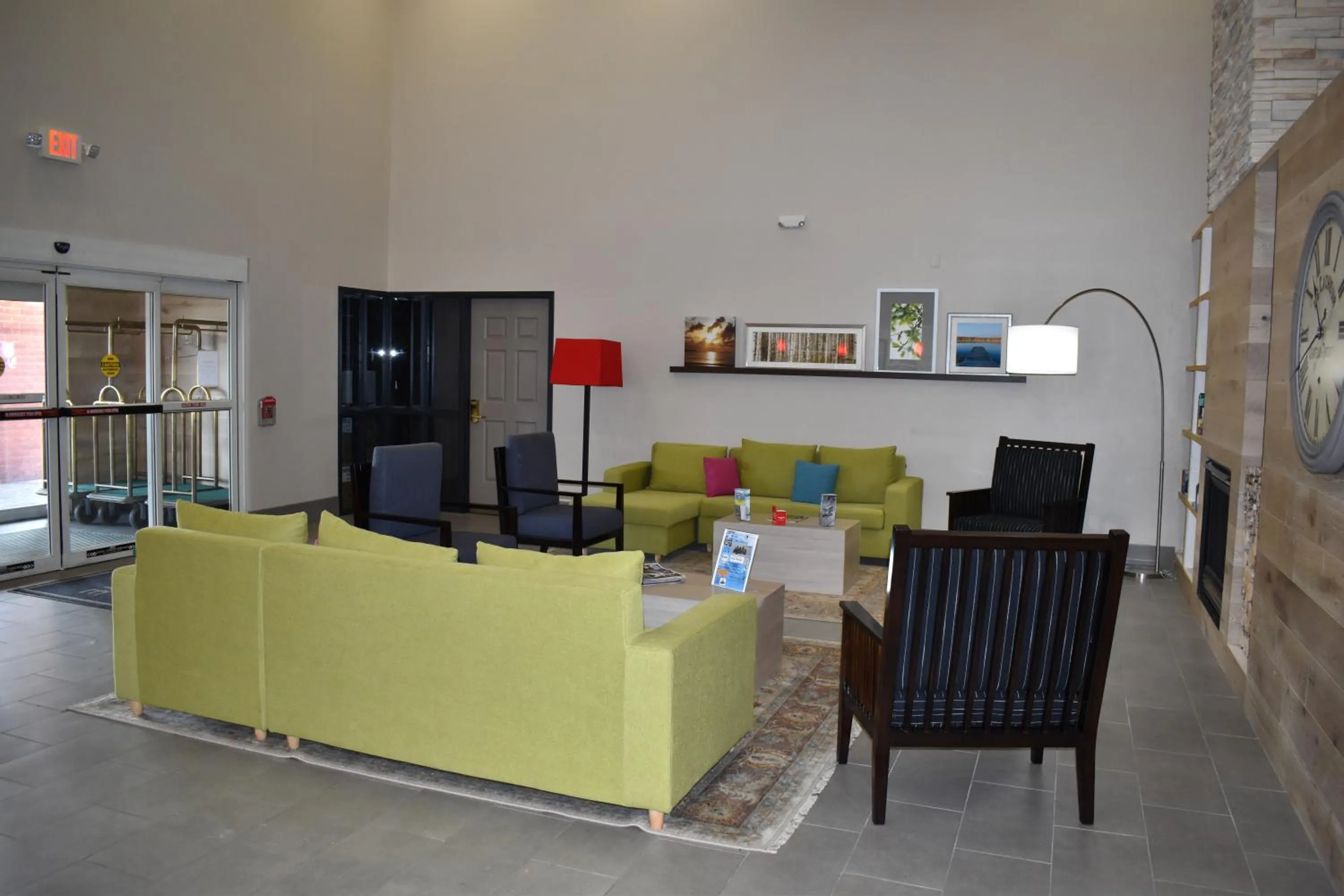 Lobby or reception in Country Inn & Suites by Radisson, Hagerstown, MD