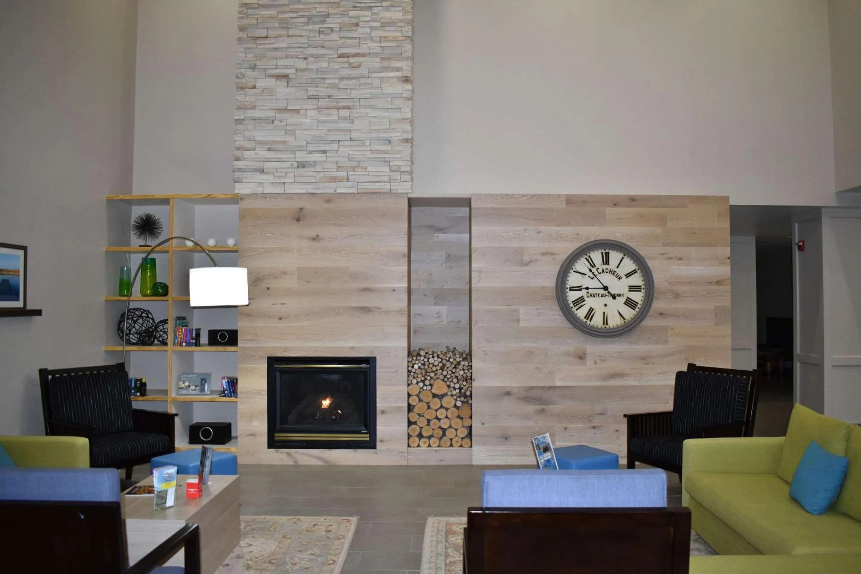 Lobby or reception in Country Inn & Suites by Radisson, Hagerstown, MD