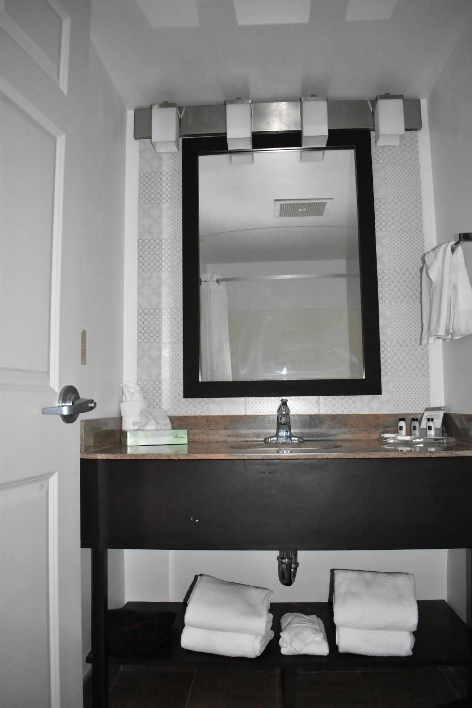 Country Inn & Suites by Radisson, Hagerstown, MD