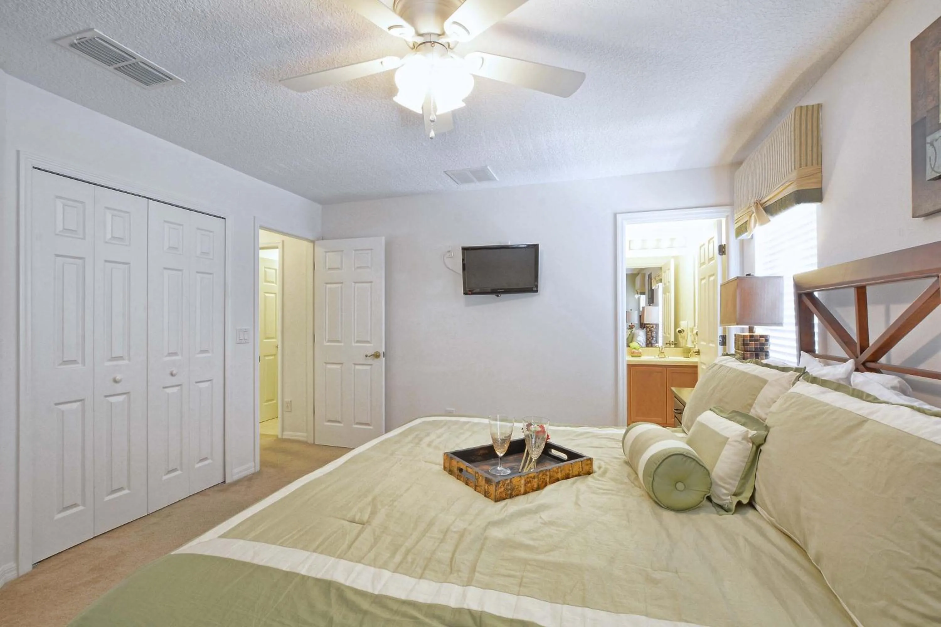 Property building, Bed in Encantada -4 Bedroom Townhome W- Splashpool-2651En