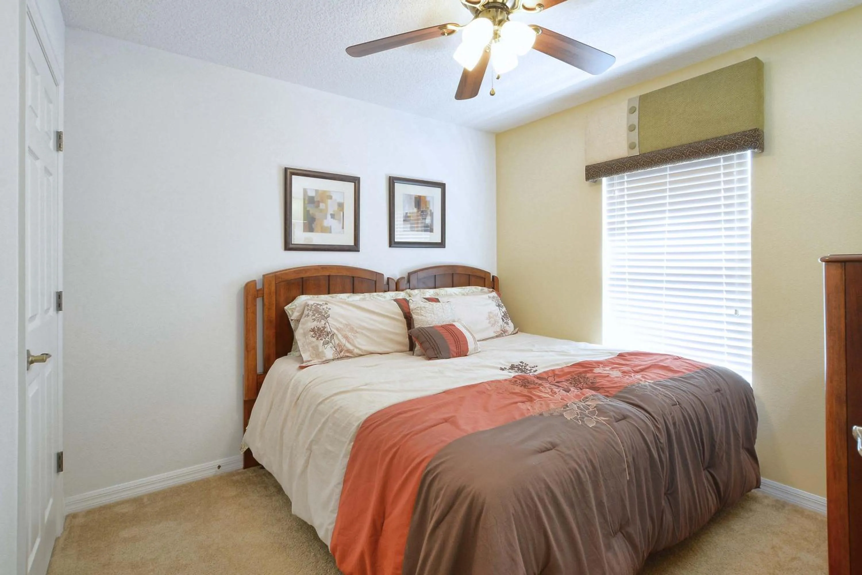 Property building, Bed in Encantada -4 Bedroom Townhome W- Splashpool-2651En