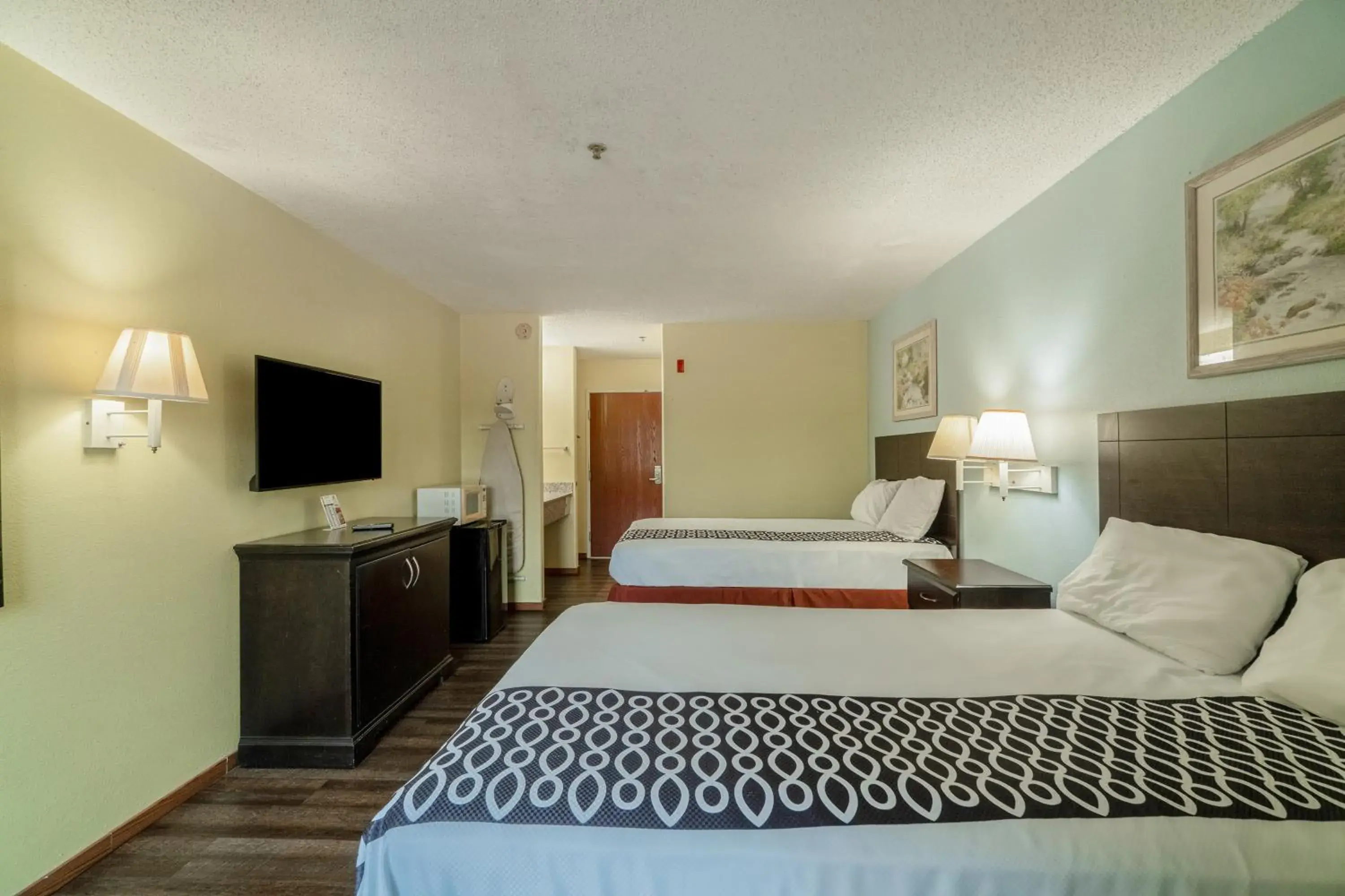 2 Full Beds Smoking in Capital O Fairway Inn - Baytown La Porte TX 2 Full Beds Smoking in Capital O Fairway Inn - Baytown La Porte TX