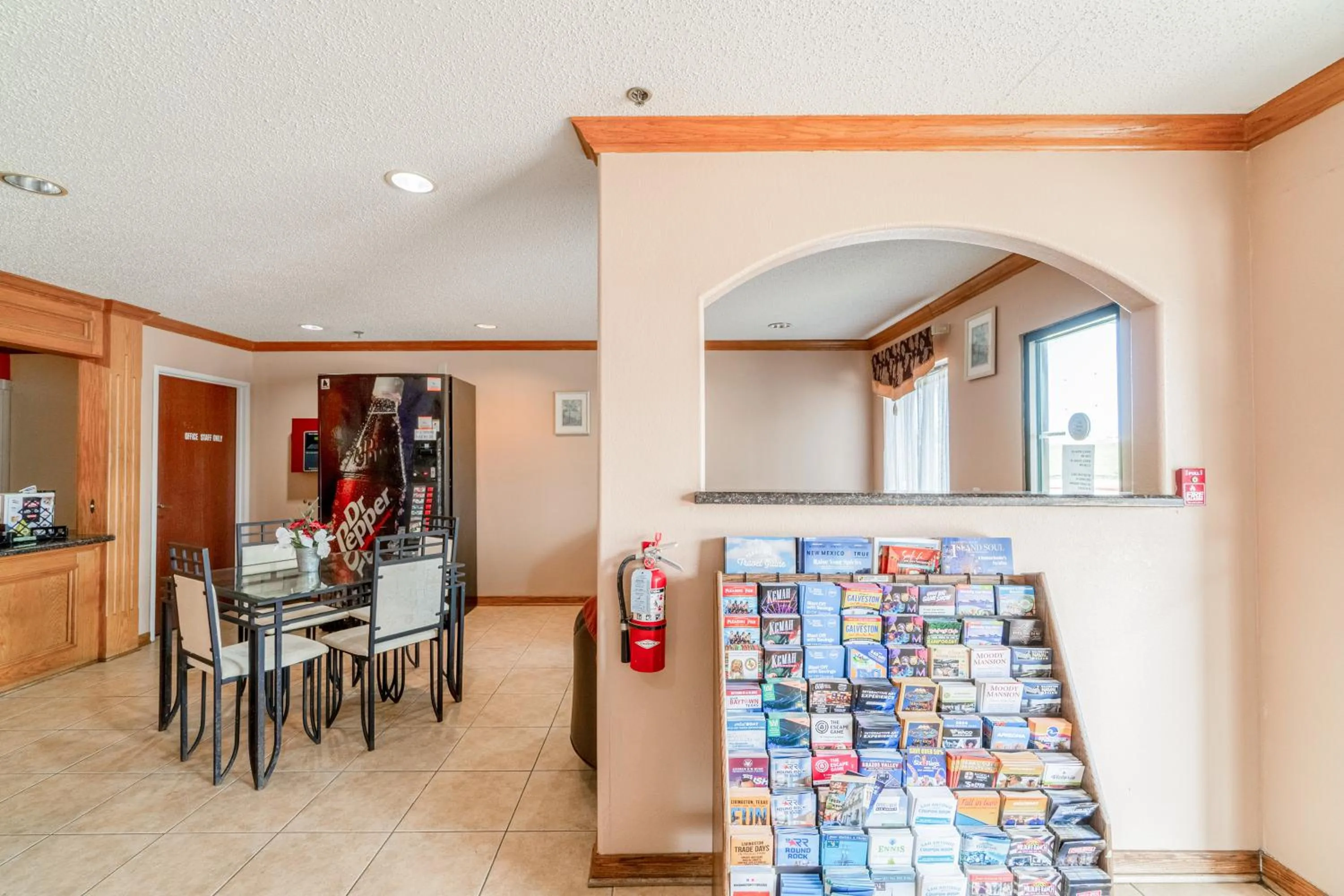 Lobby or reception in Capital O Fairway Inn - Baytown La Porte TX