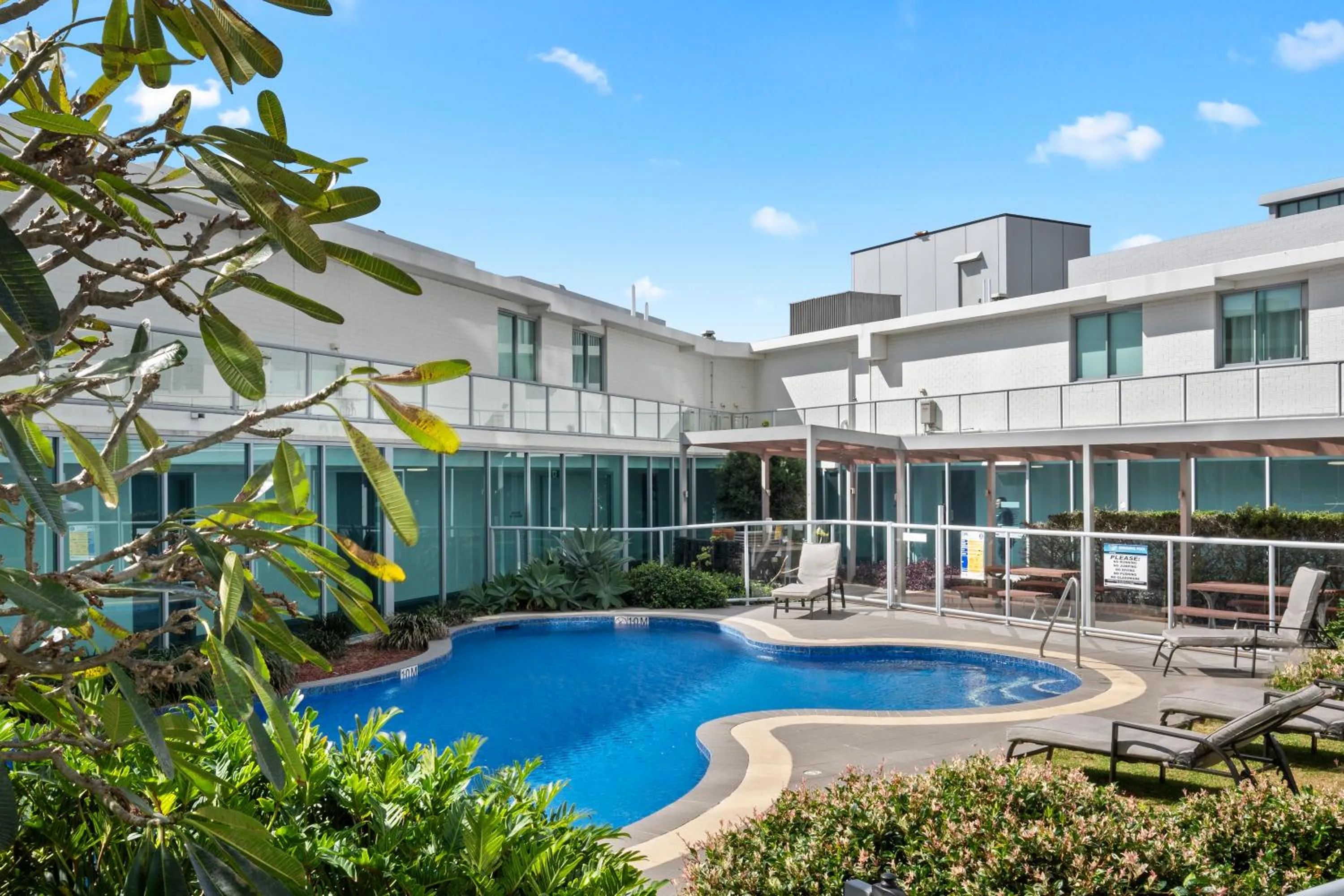 Swimming pool in Brighton Shores