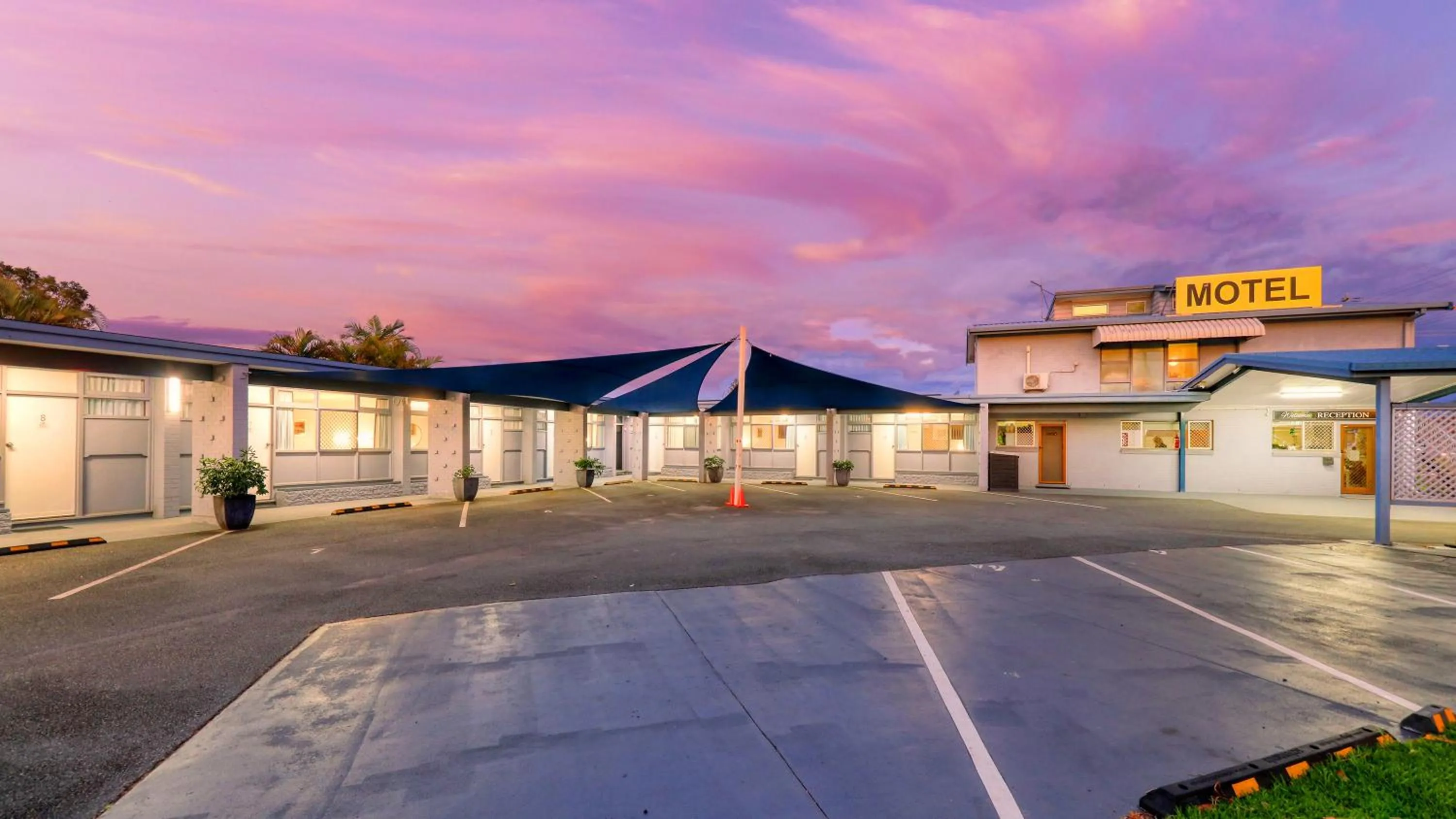 Property building in Almare Tourist Motel