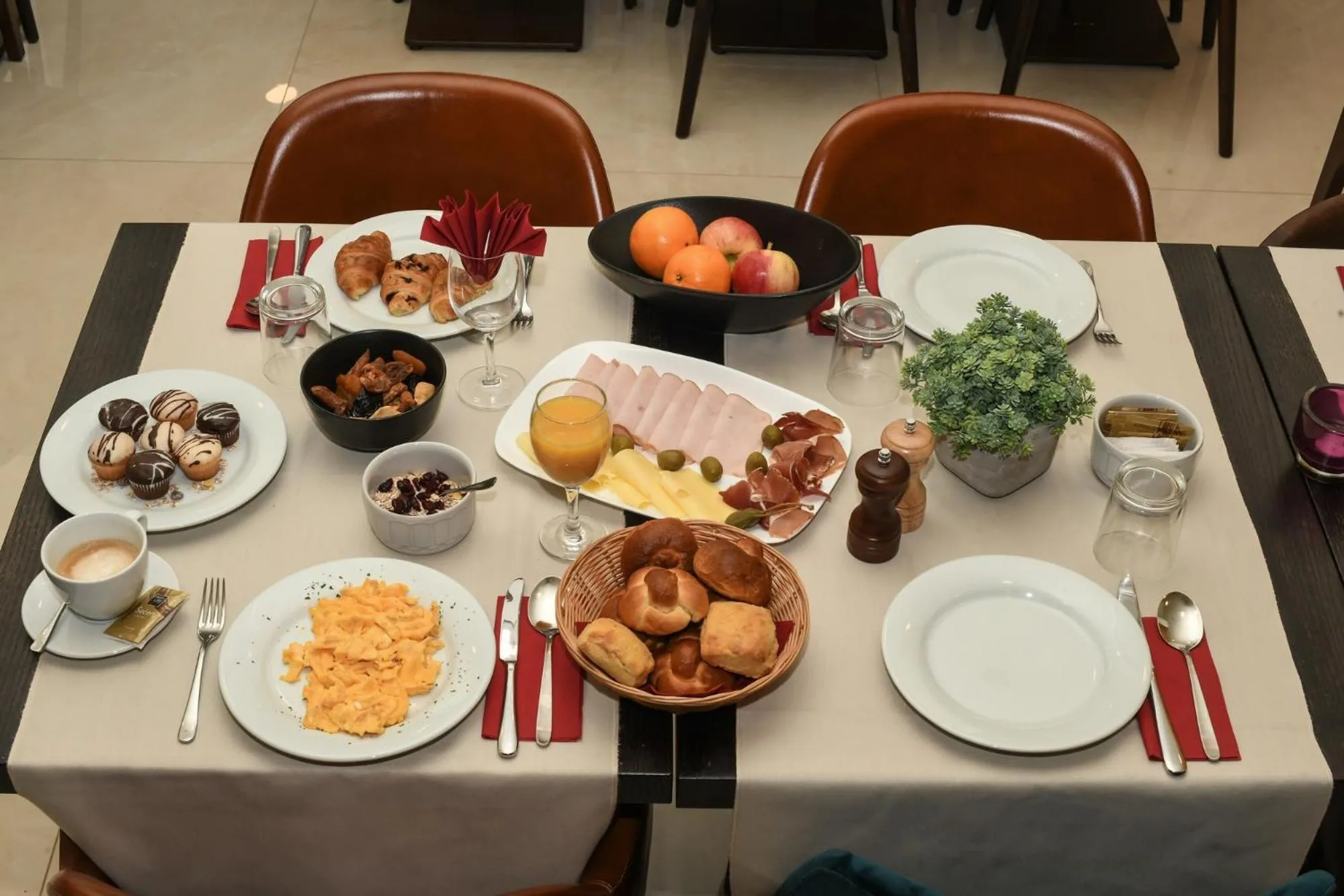 Breakfast in Hotel PARK 45