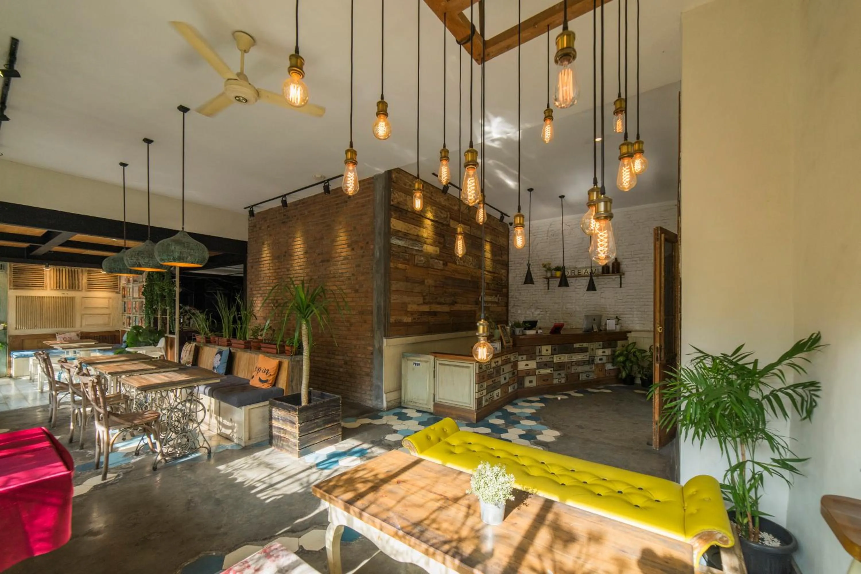 Lobby or reception in Summerbird - Bed and Brasserie