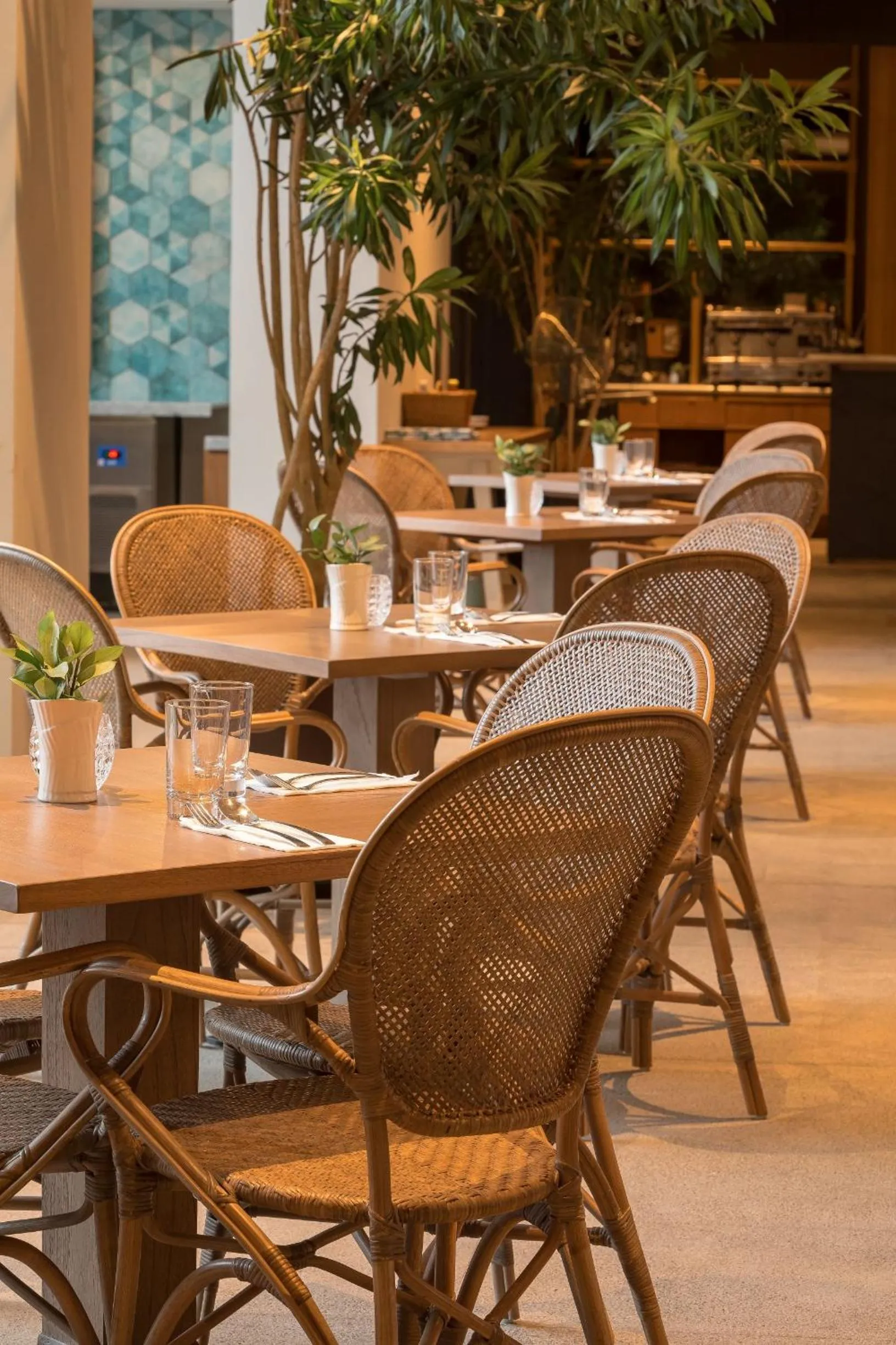 Restaurant/places to eat in Kanvaz Village Resort Seminyak