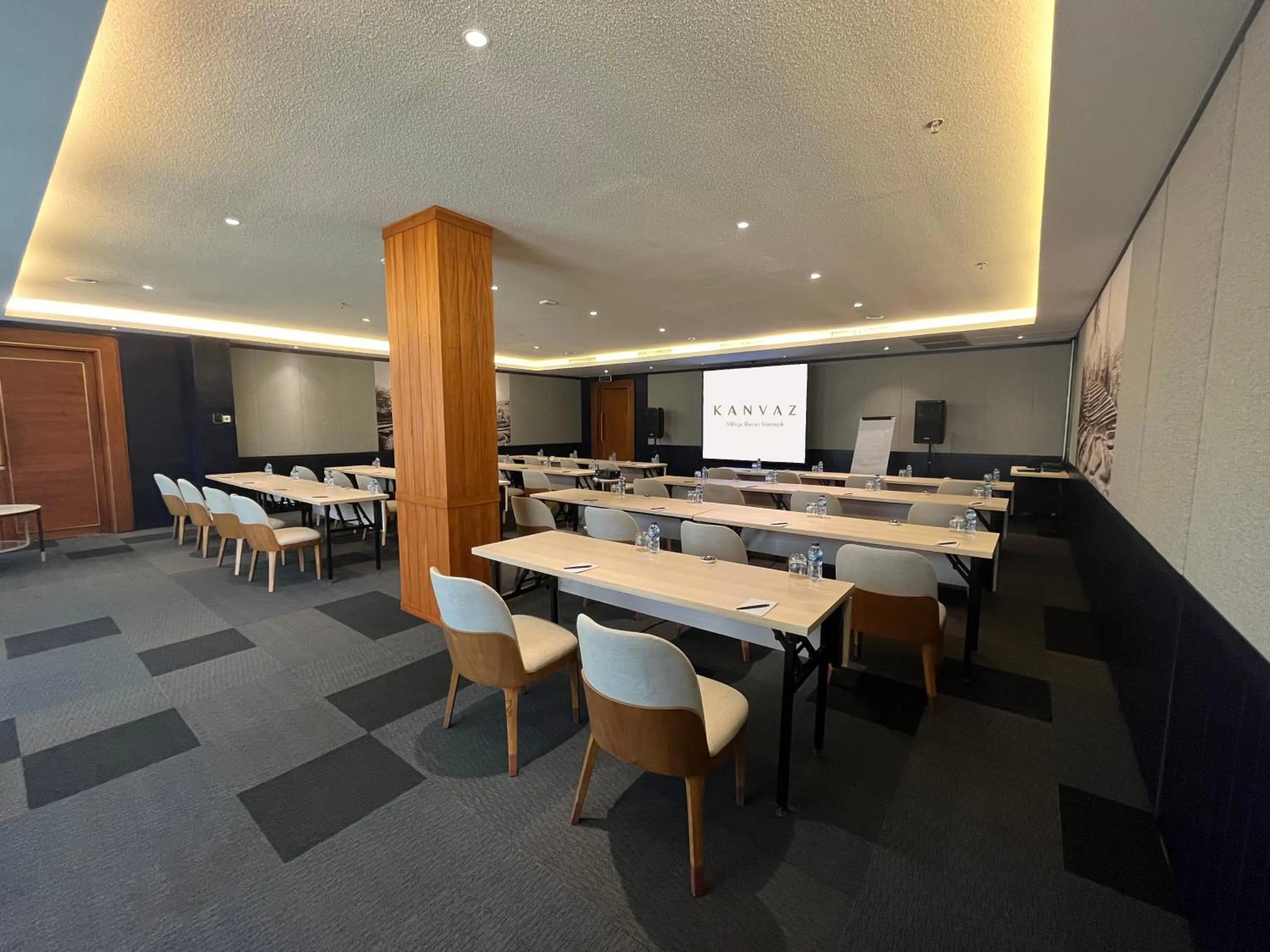 Kanvaz Village Resort Seminyak