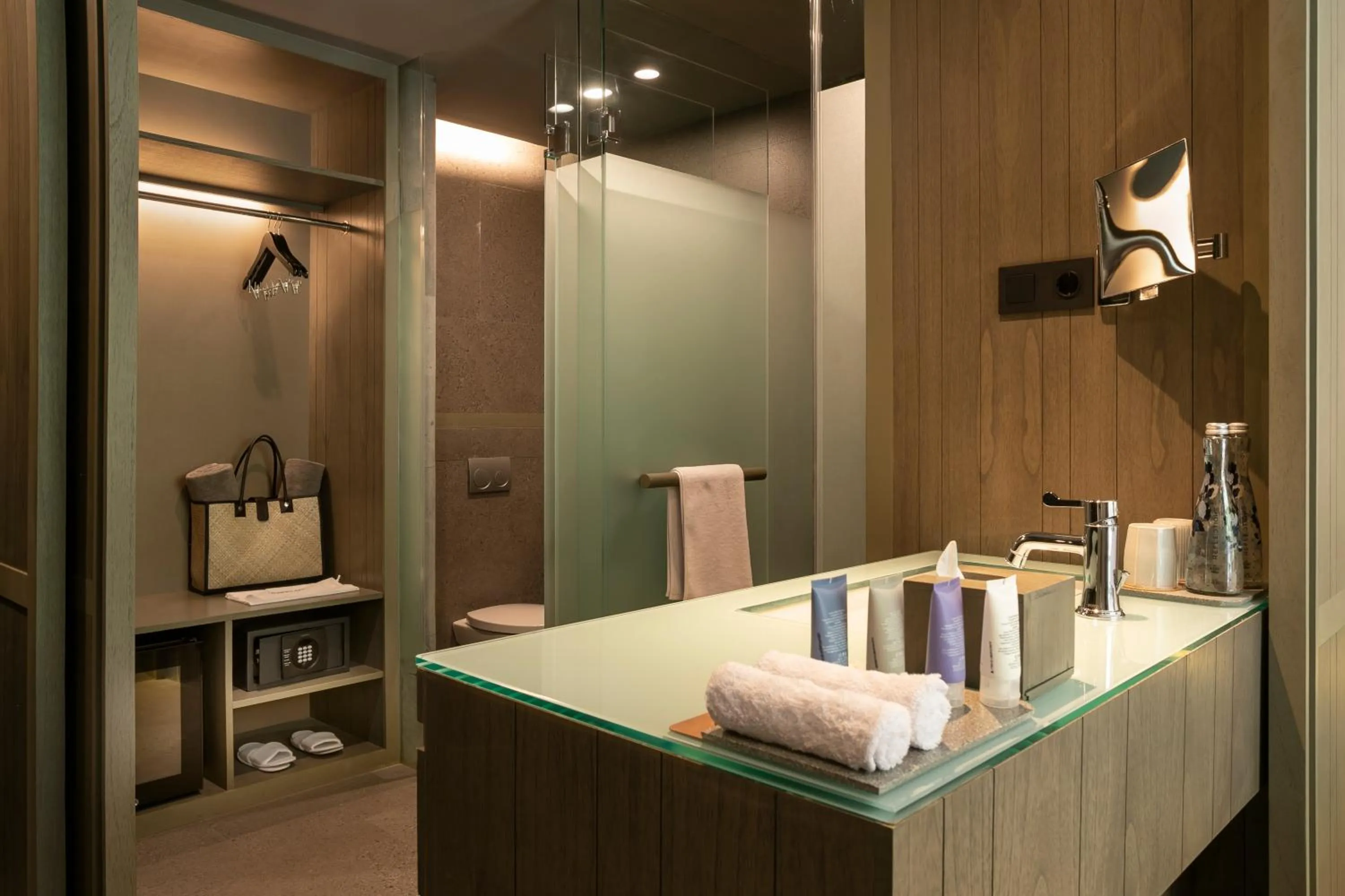 Bathroom in Kanvaz Village Resort Seminyak