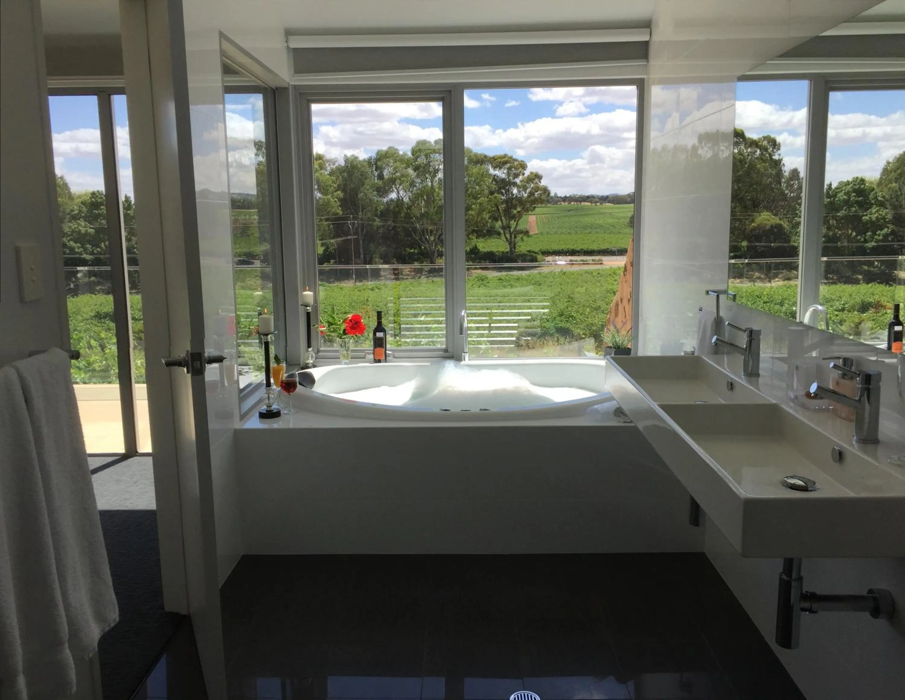 Bathroom in Barossa Shiraz Estate