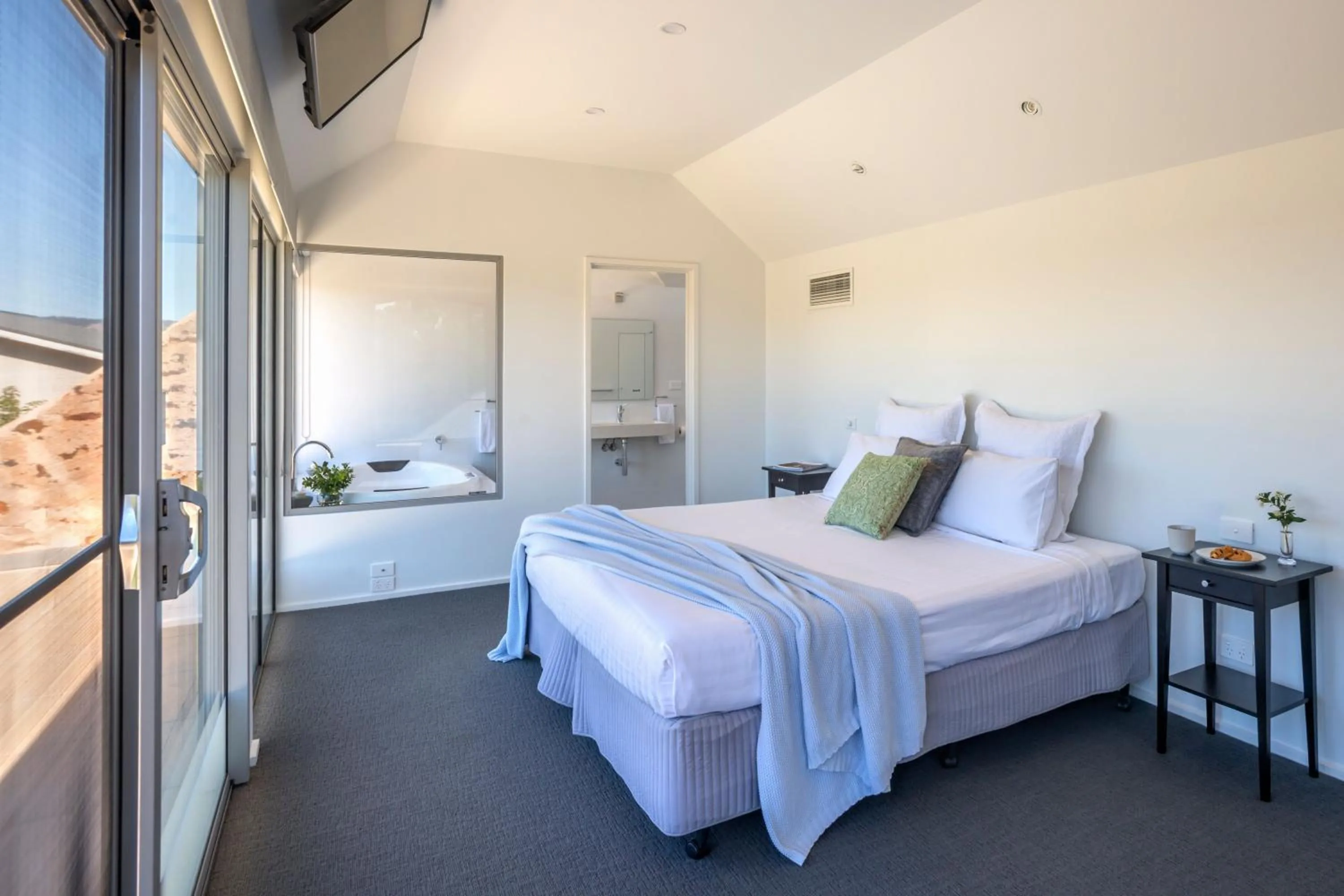 Bedroom, Bed in Barossa Shiraz Estate