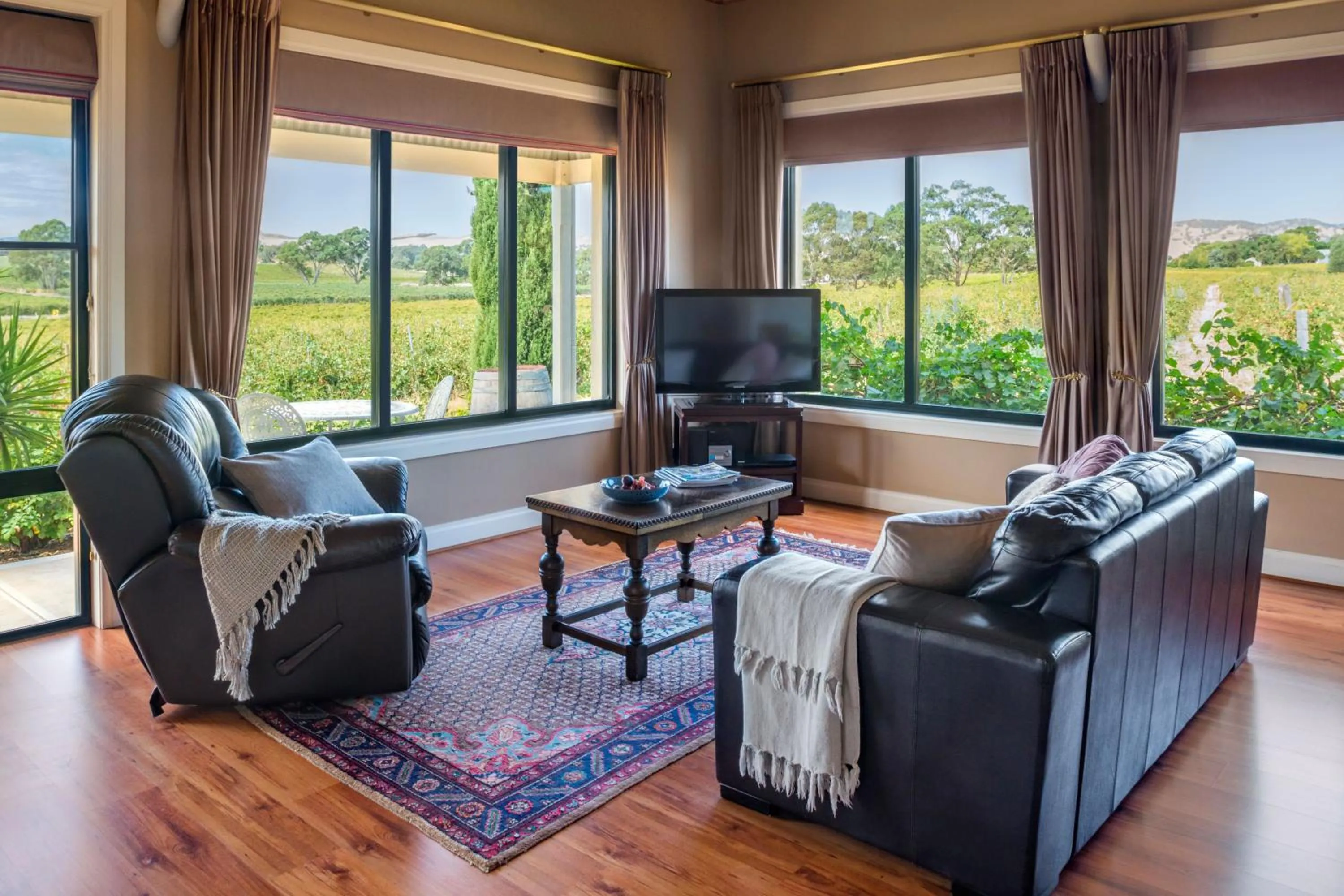 Living room in Barossa Shiraz Estate