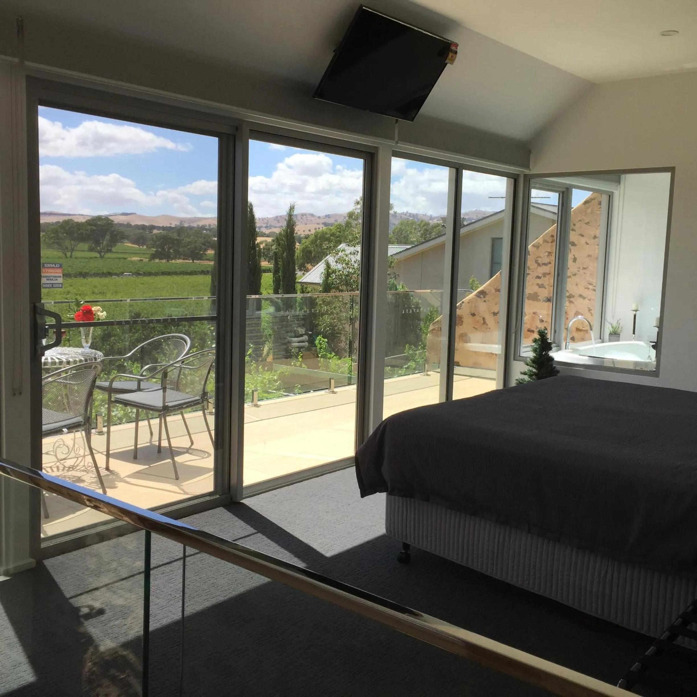 Bedroom, Bed in Barossa Shiraz Estate