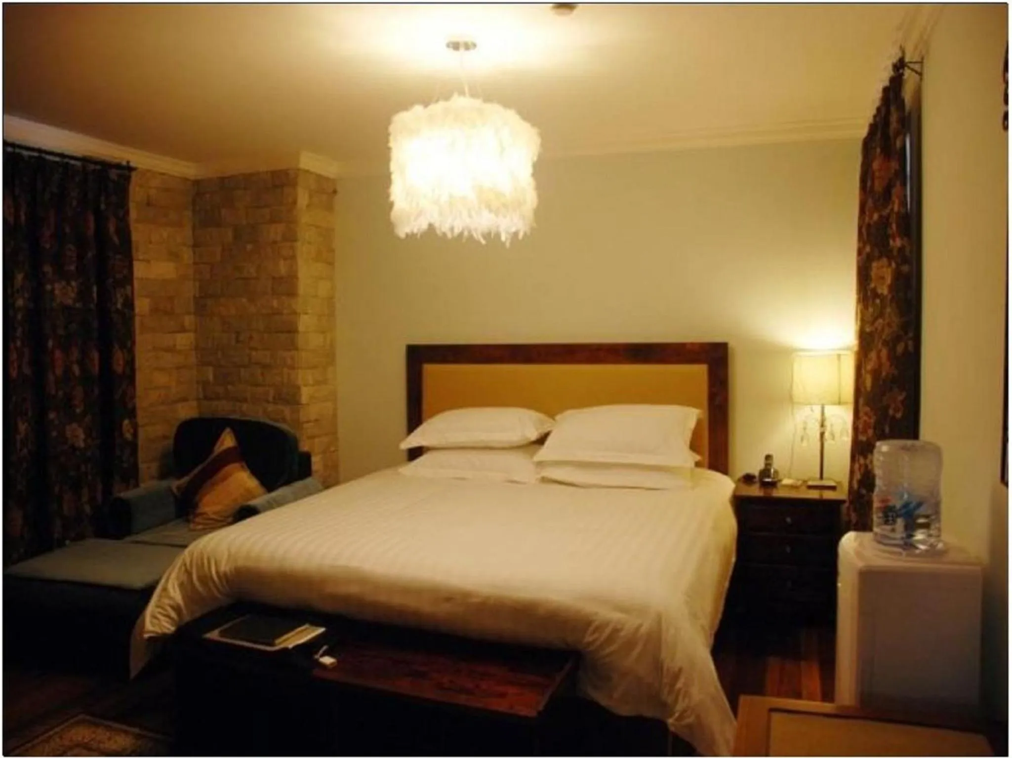 Photo of the whole room, Bed in Kevin's Old House