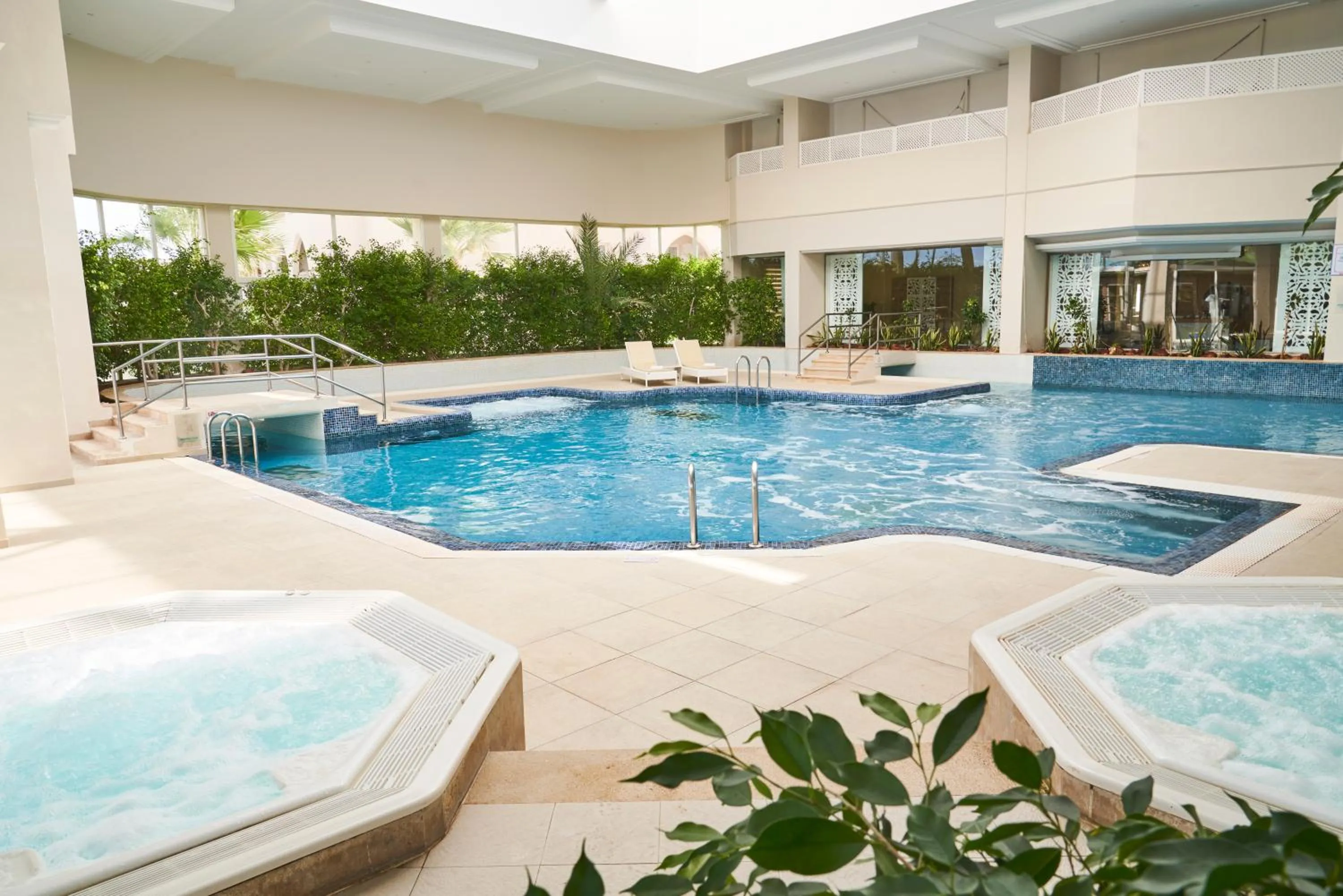 Swimming pool in TUI BLUE Palm Beach Palace Djerba - Adult Only