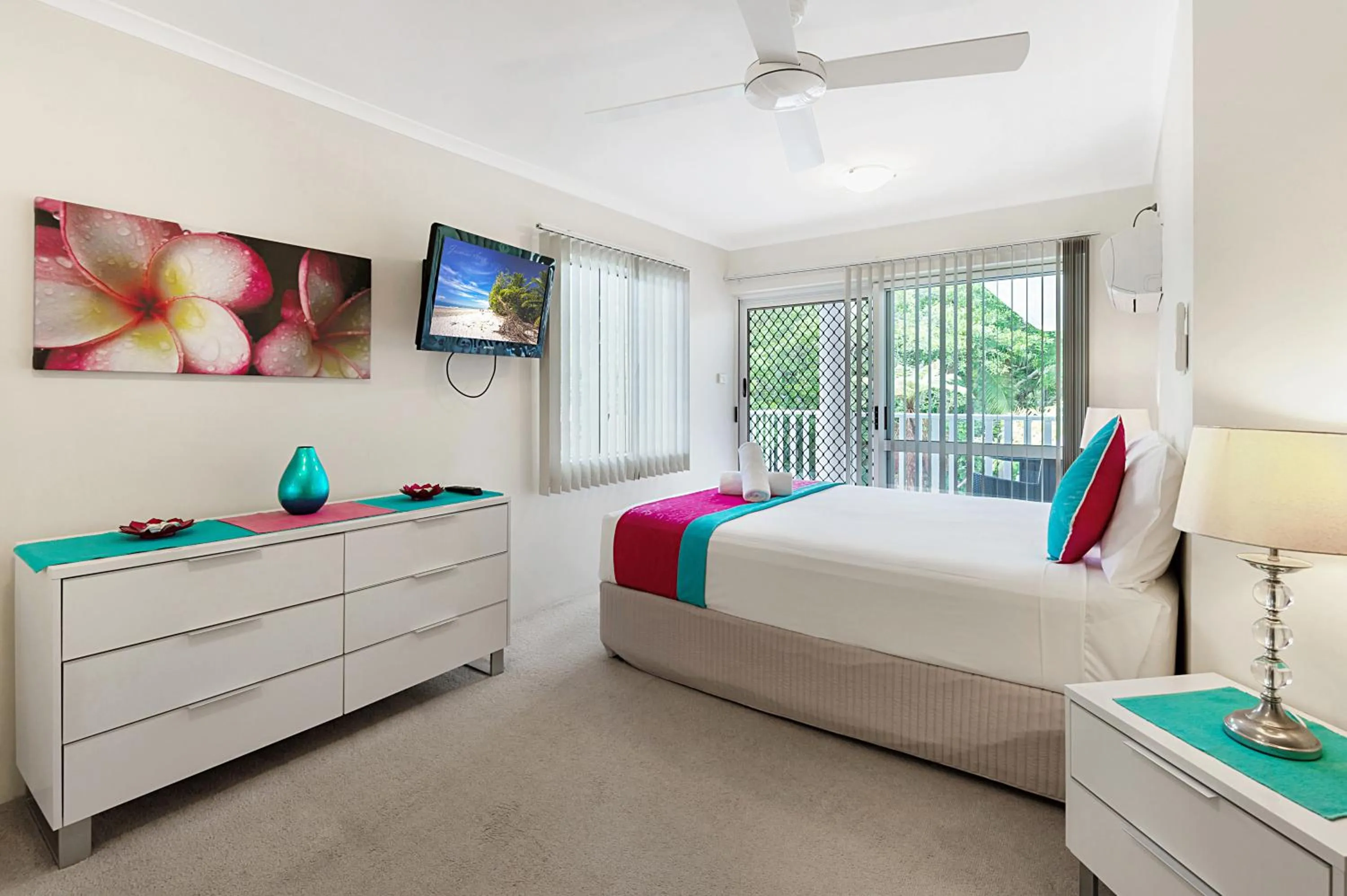 Bedroom, Bed in Outrigger Apartments Port Douglas