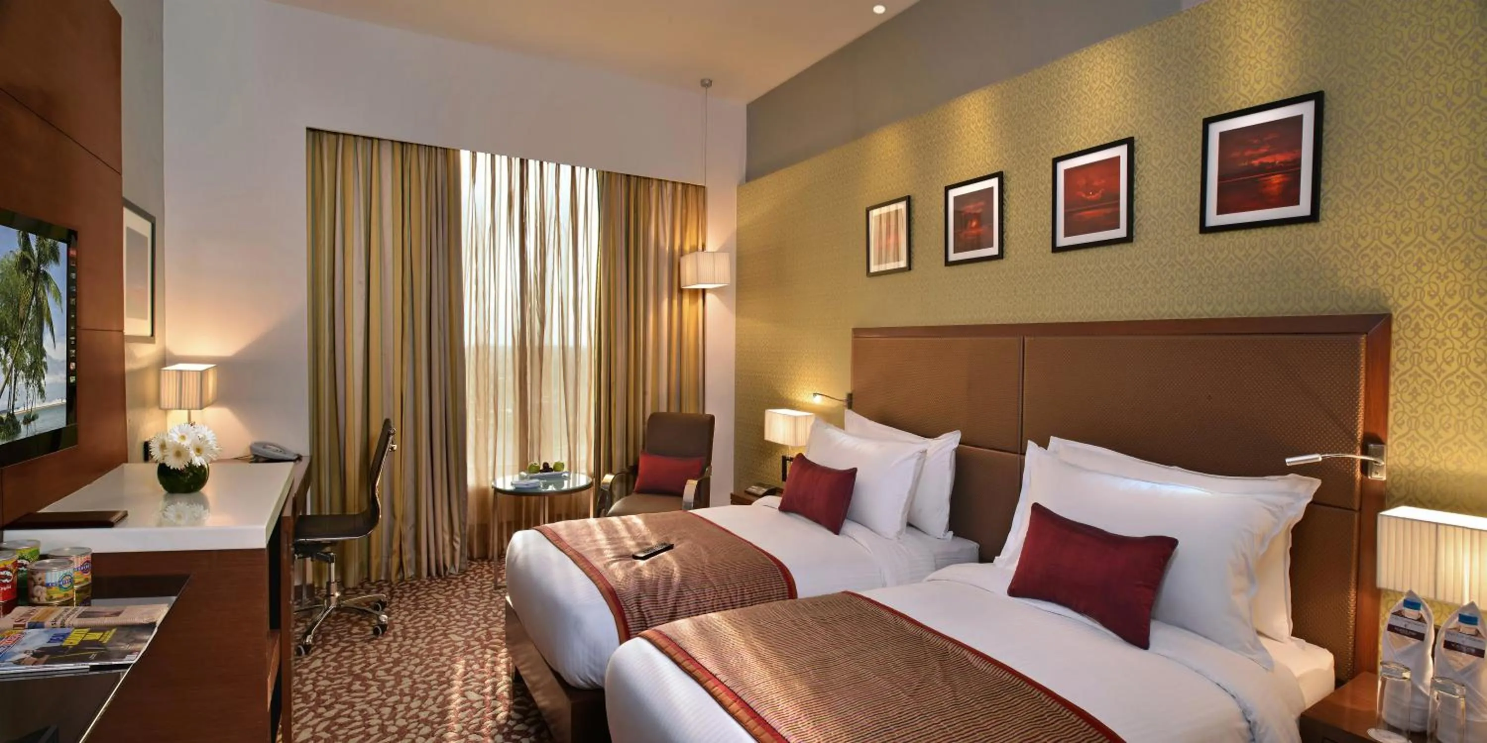 Photo of the whole room, Bed in Holiday Inn Chandigarh Panchkula, an IHG Hotel