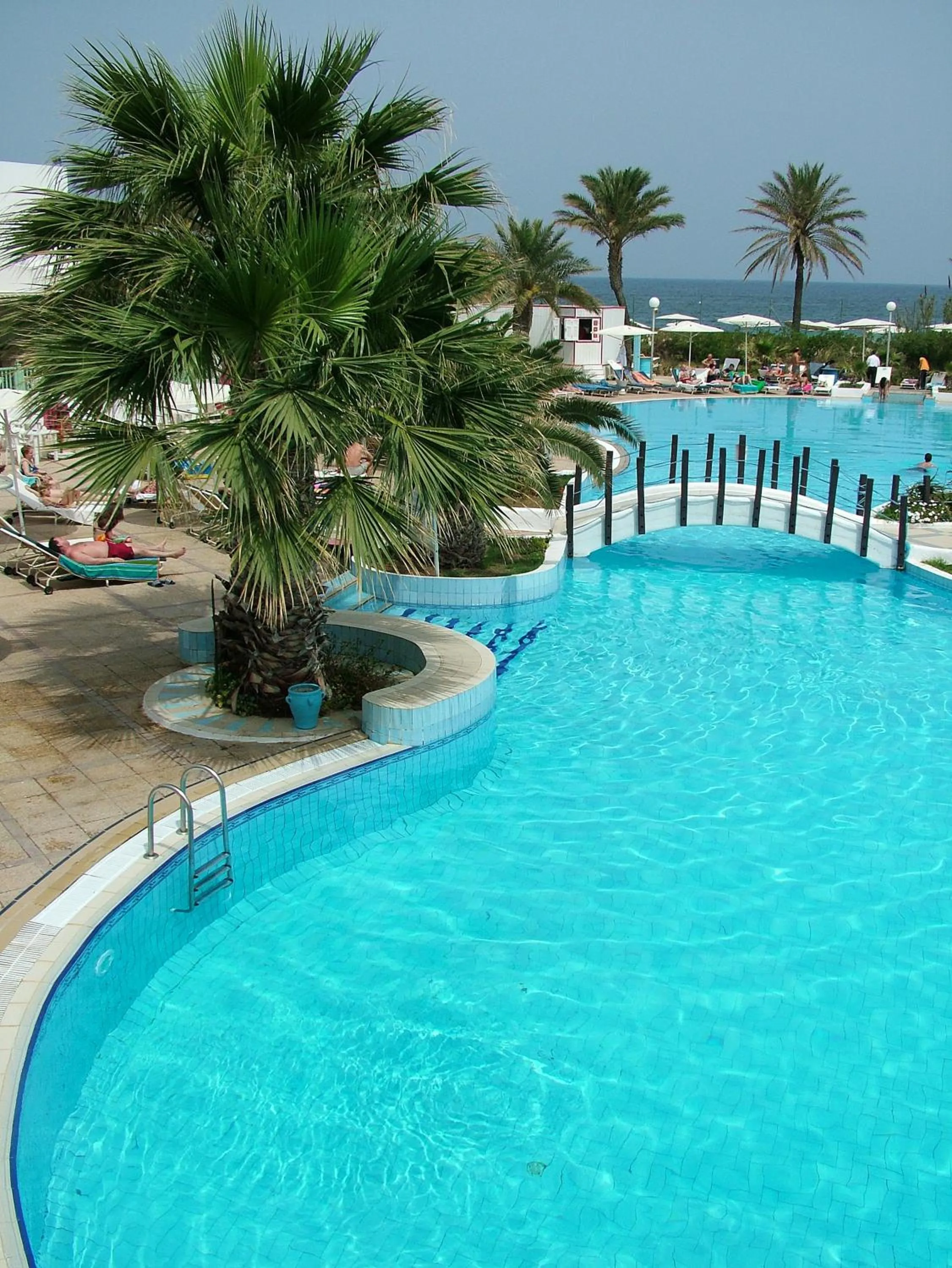 Swimming pool in El Mouradi Skanes