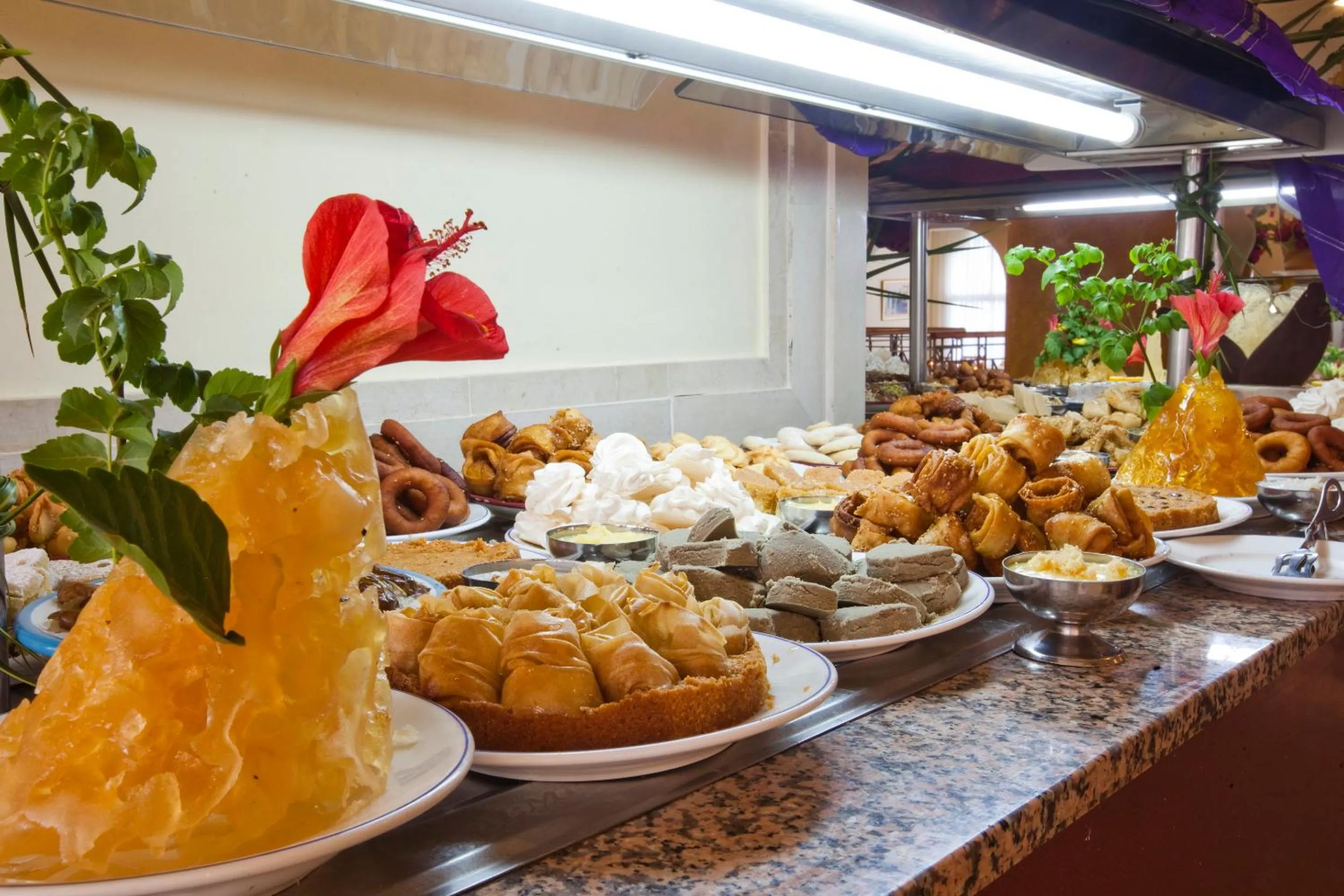 Restaurant/places to eat in El Mouradi El Menzah