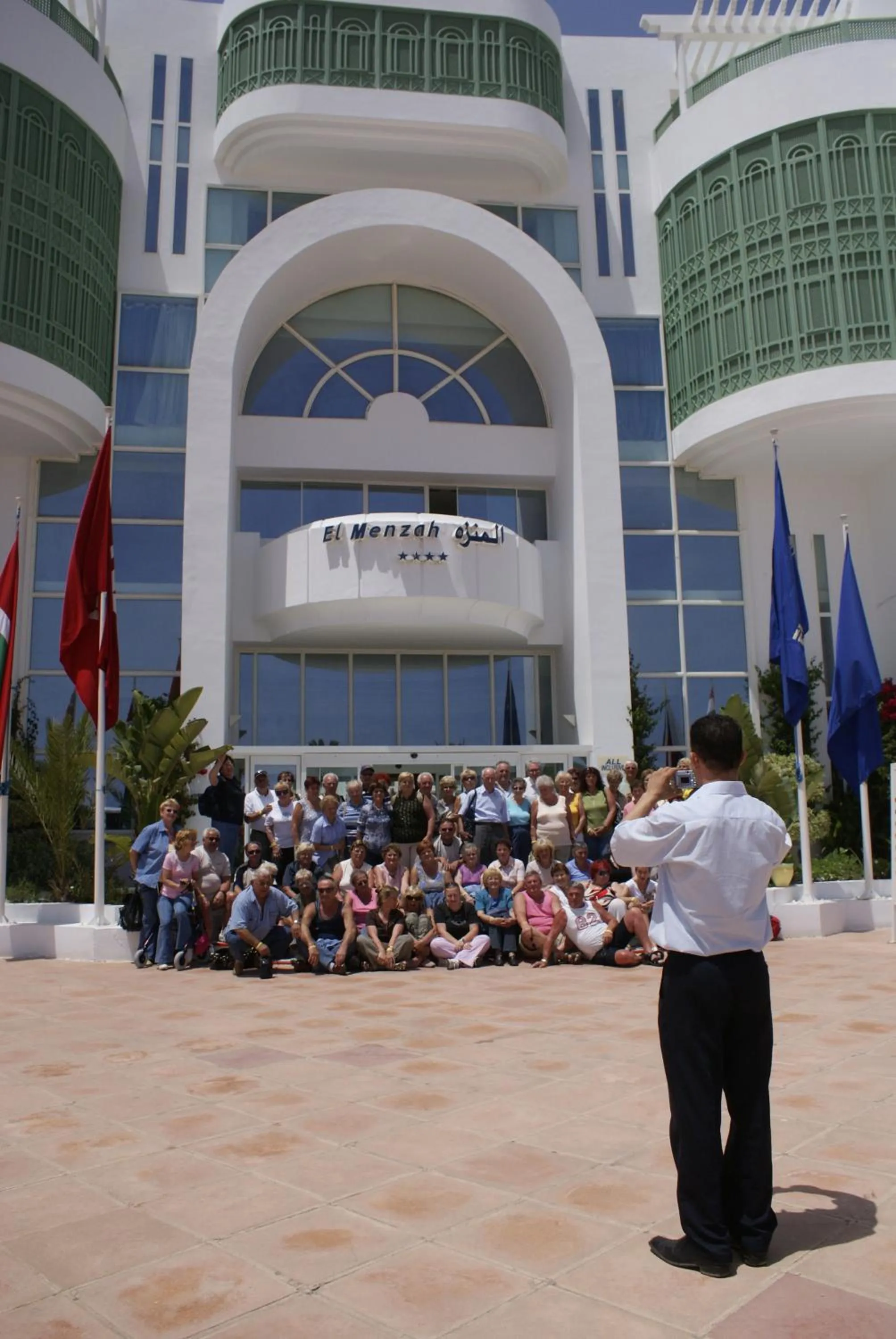 Facade/entrance in El Mouradi El Menzah