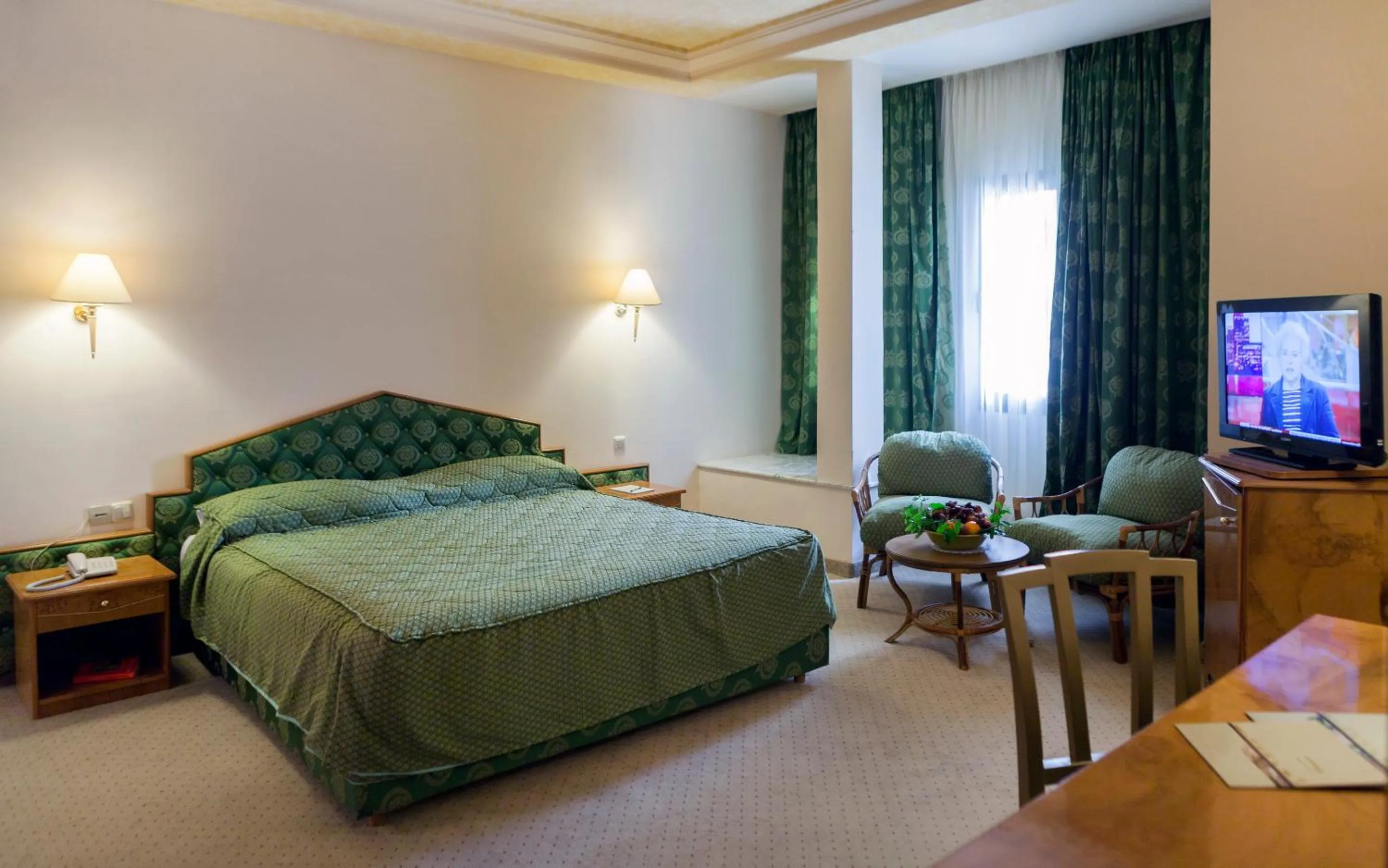 Photo of the whole room, Bed in El Mouradi Douz