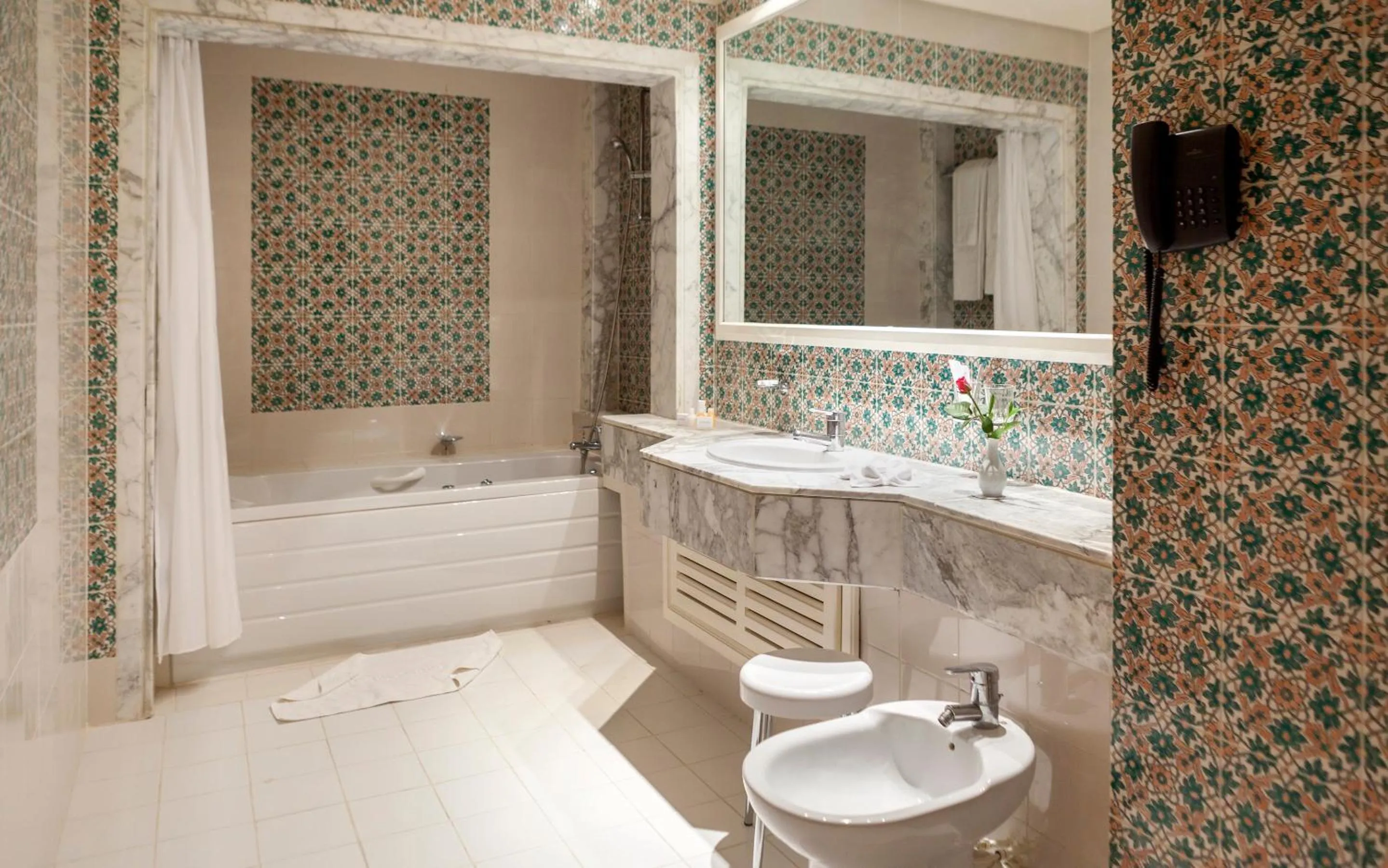 Bathroom in El Mouradi Douz