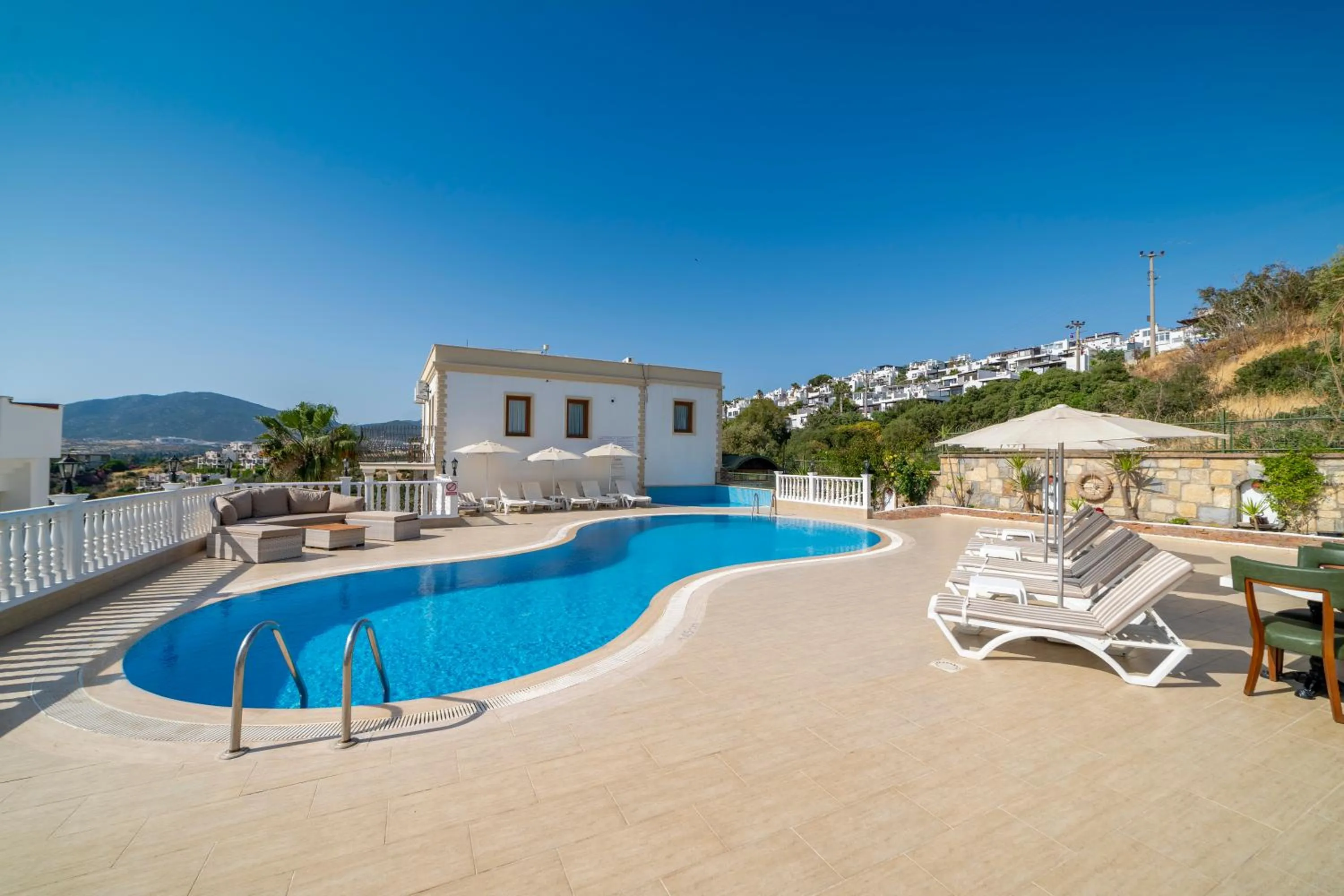 Swimming Pool in Queen Boutique Hotel