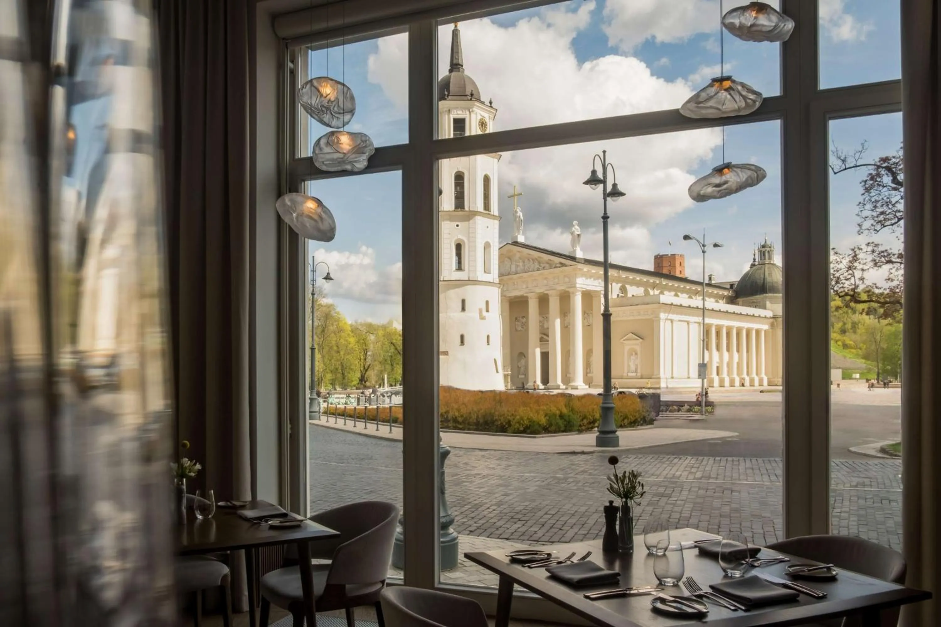 Restaurant/places to eat in Grand Hotel Kempinski Vilnius