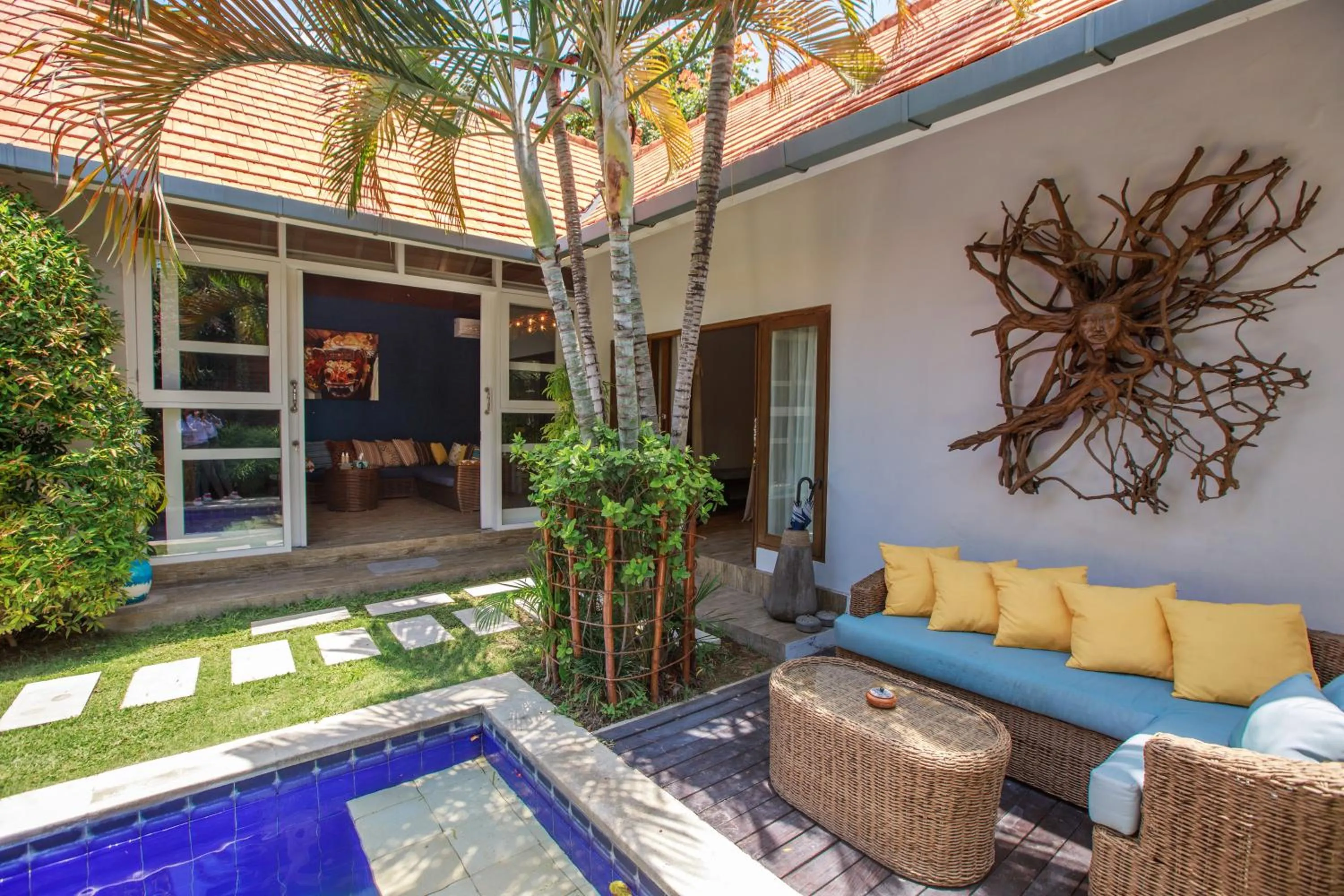 Patio in Delight ART Villas