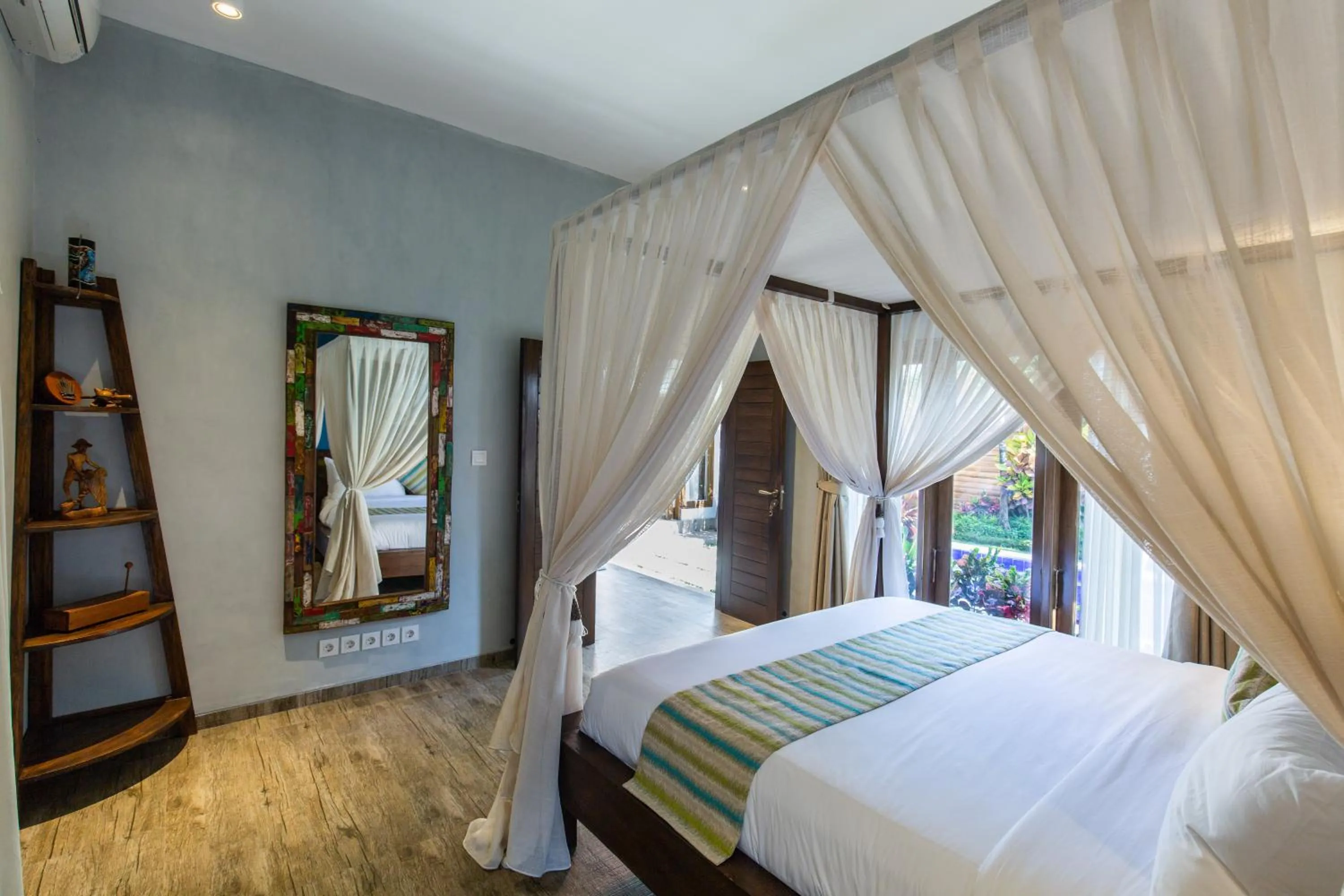 Bed in Delight ART Villas
