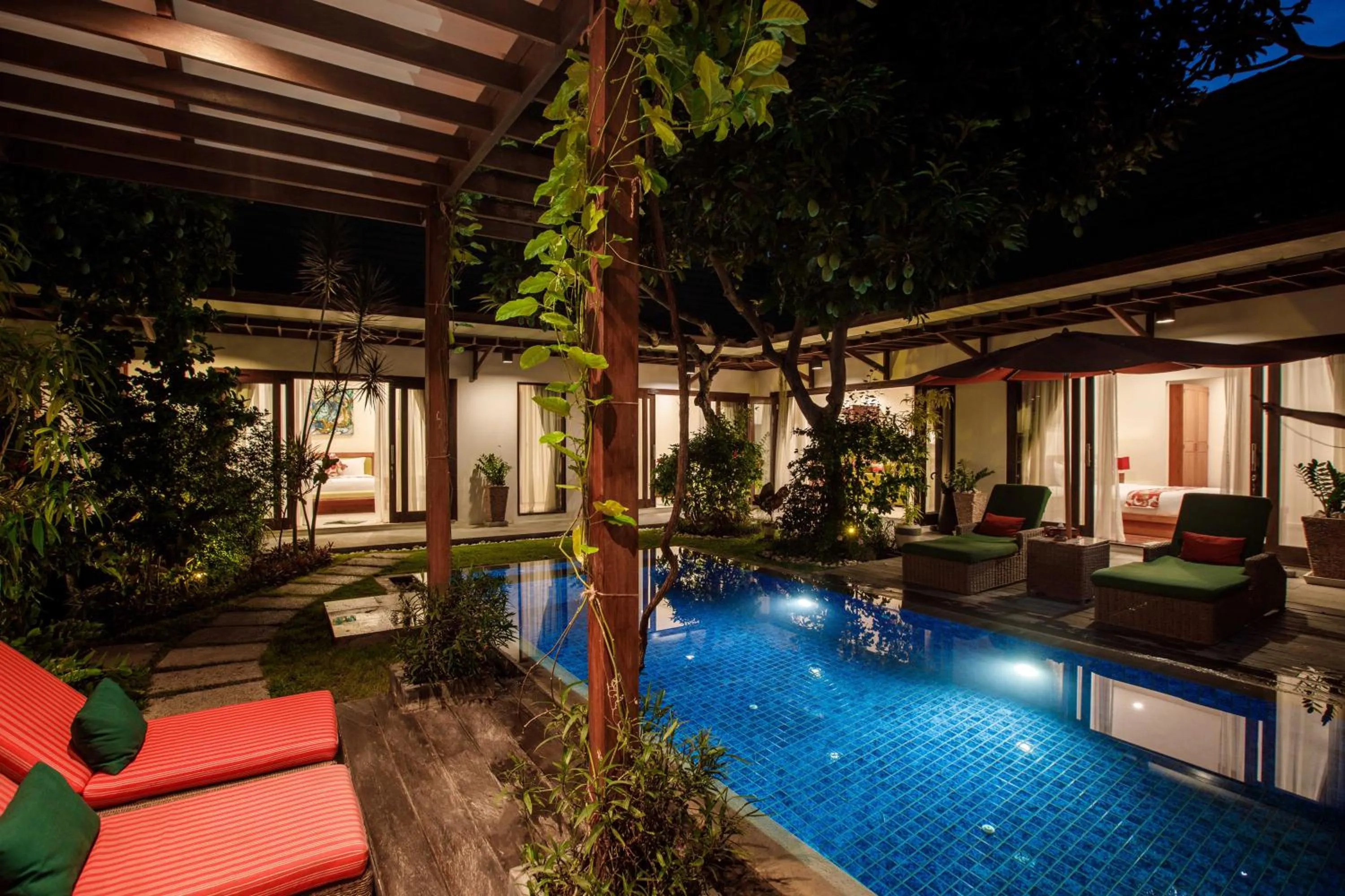 Patio in Delight ART Villas