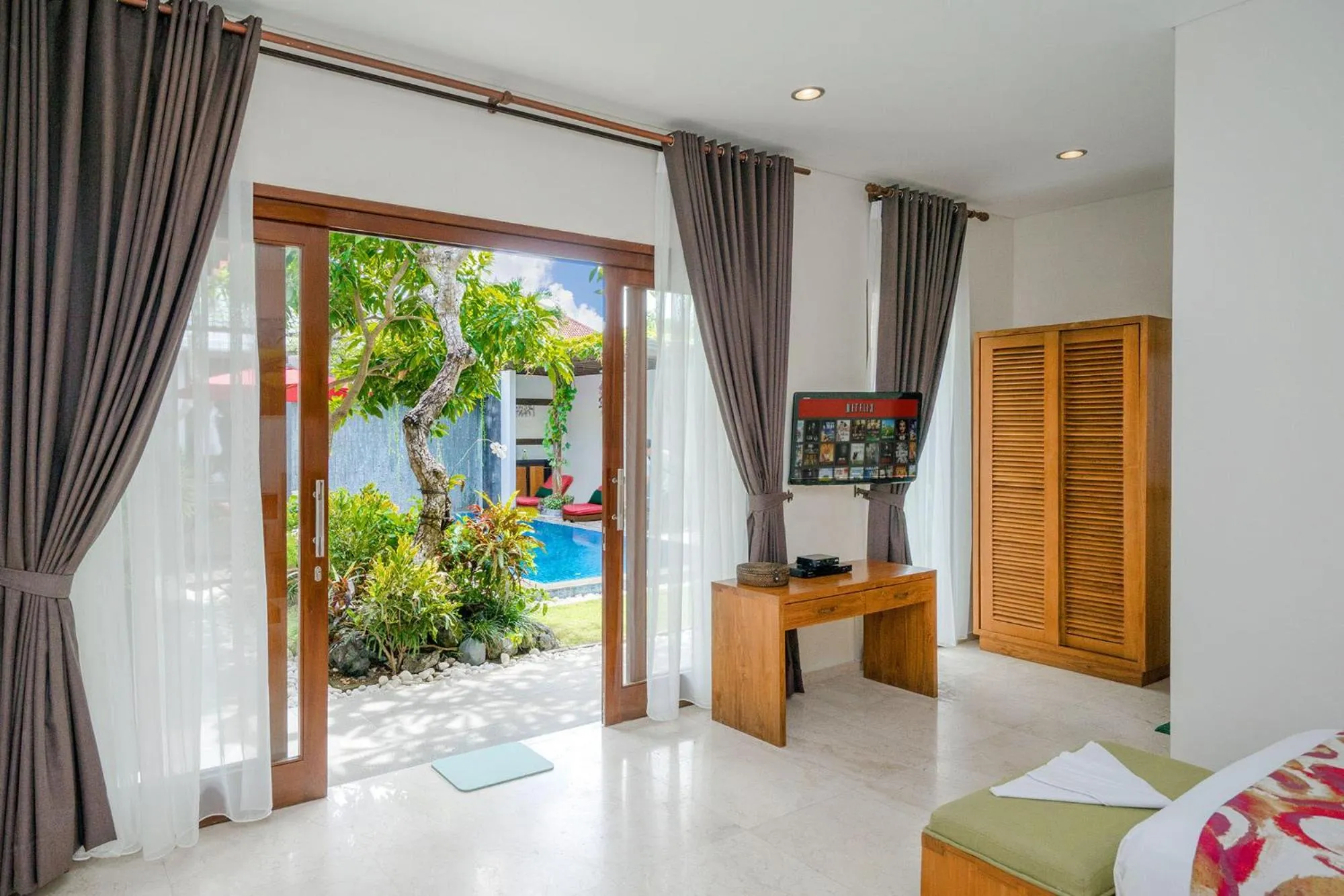 Bed in Delight ART Villas