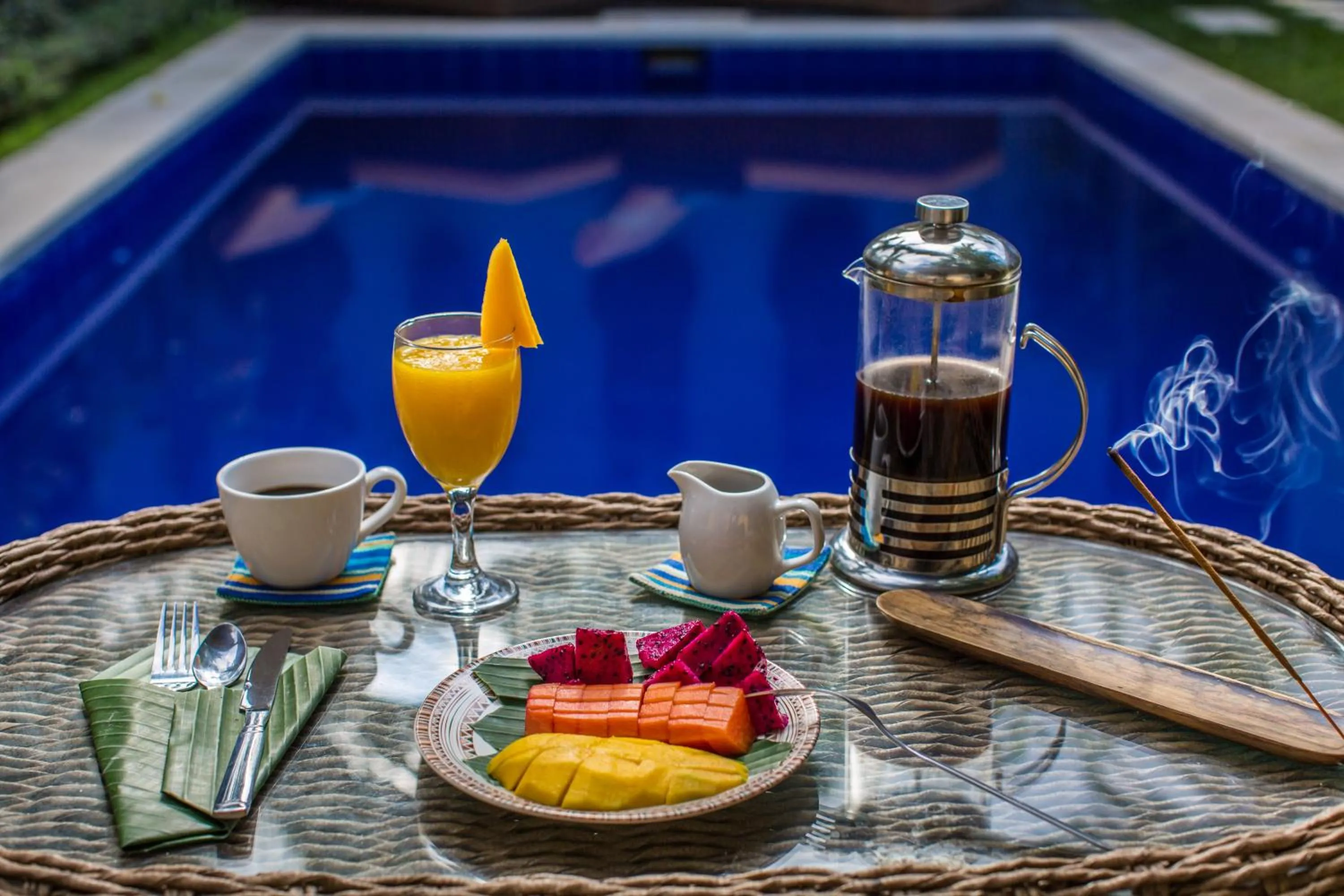 Food and drinks in Delight ART Villas