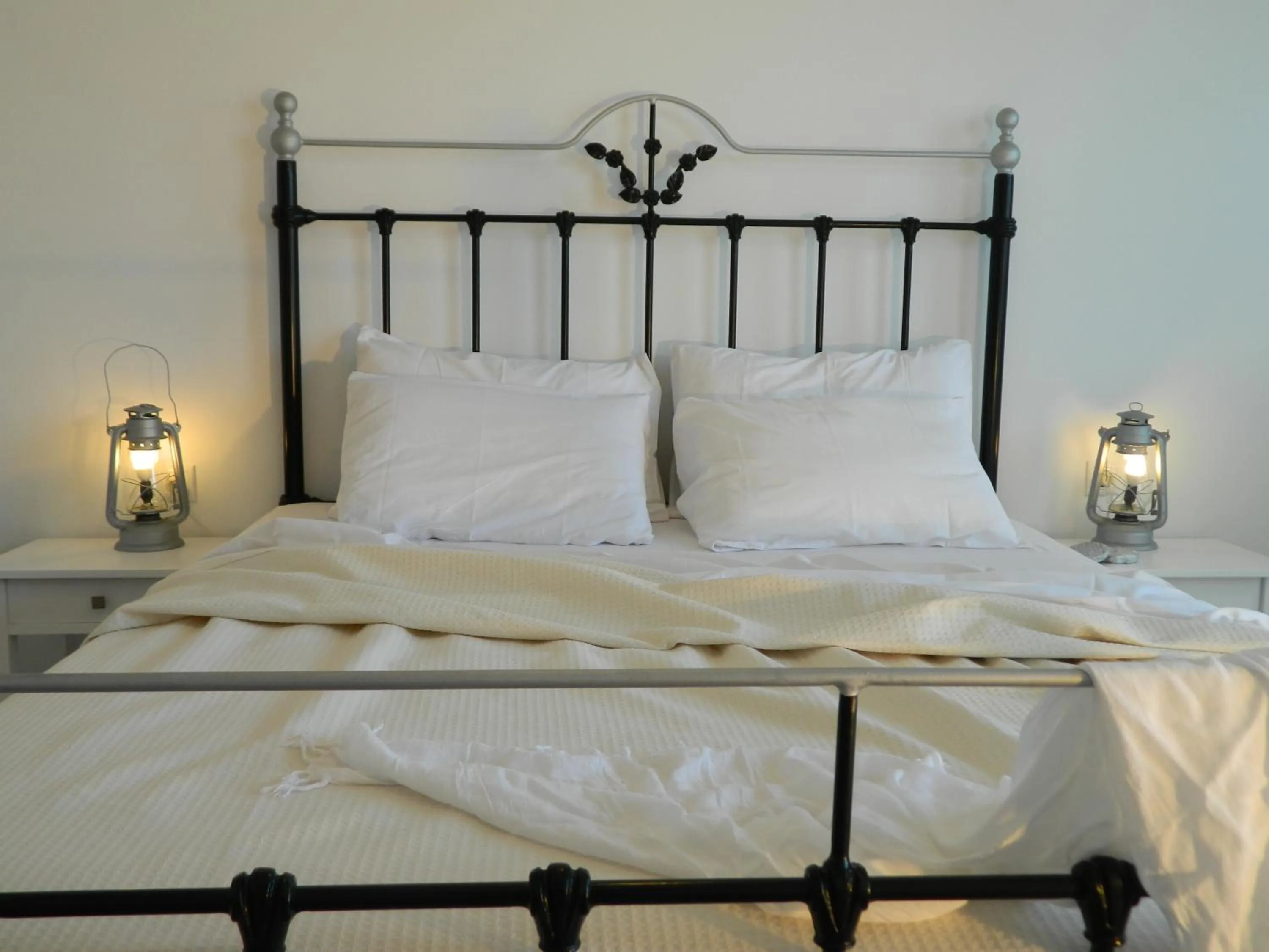 Bed in Avra Pahainas