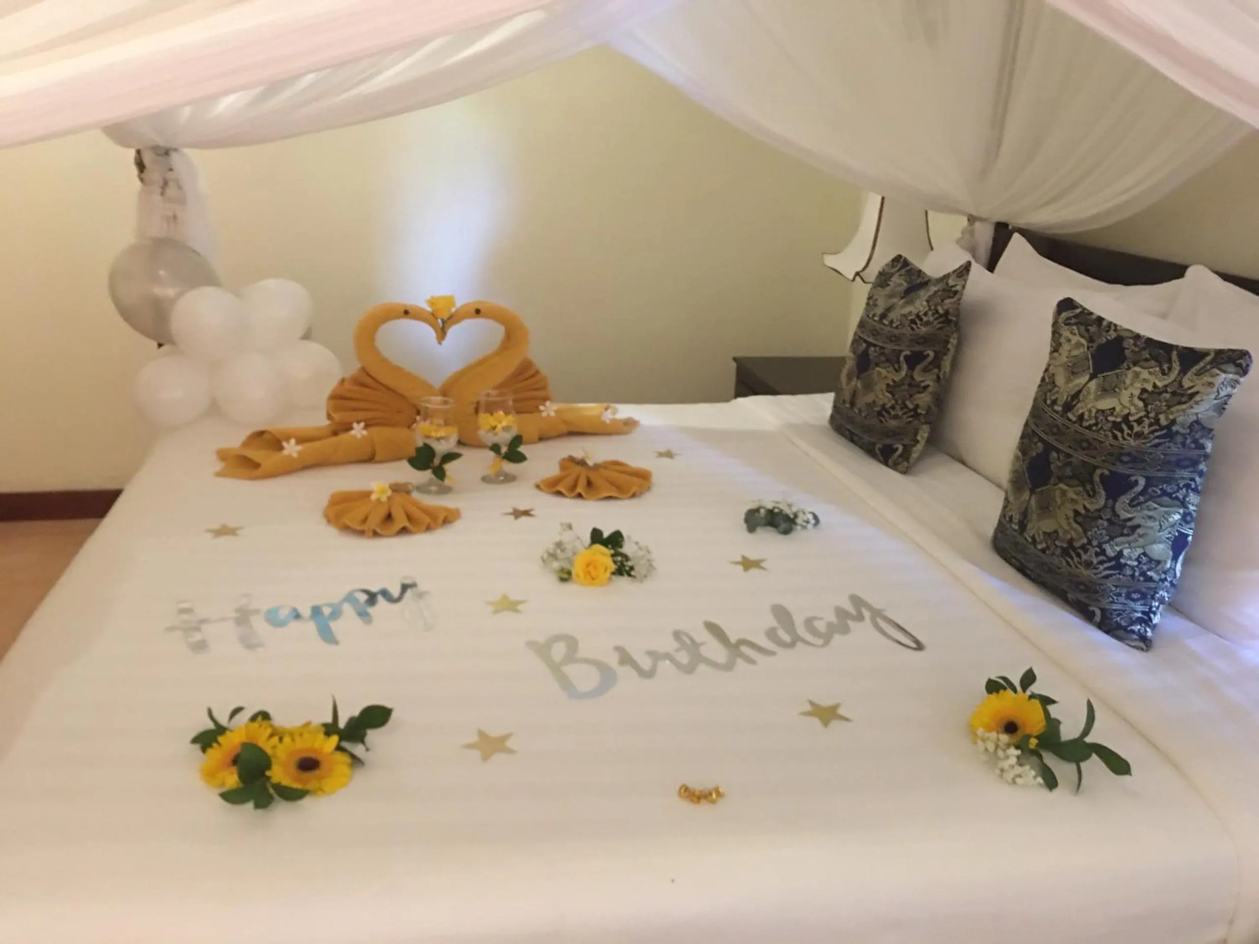 Bed in Cham Villas Resort