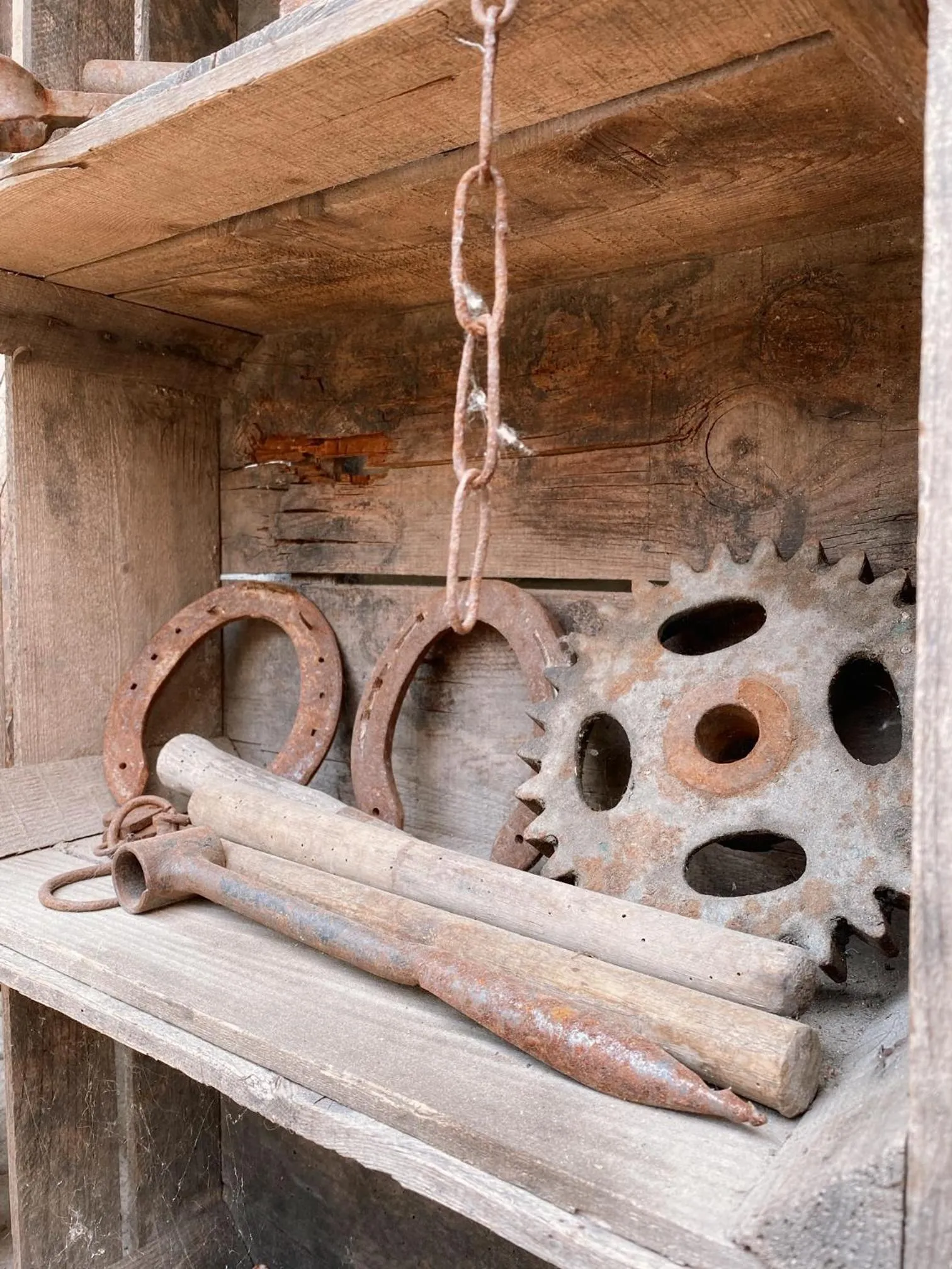 Decorative detail in Antica Sosta dei Viandanti