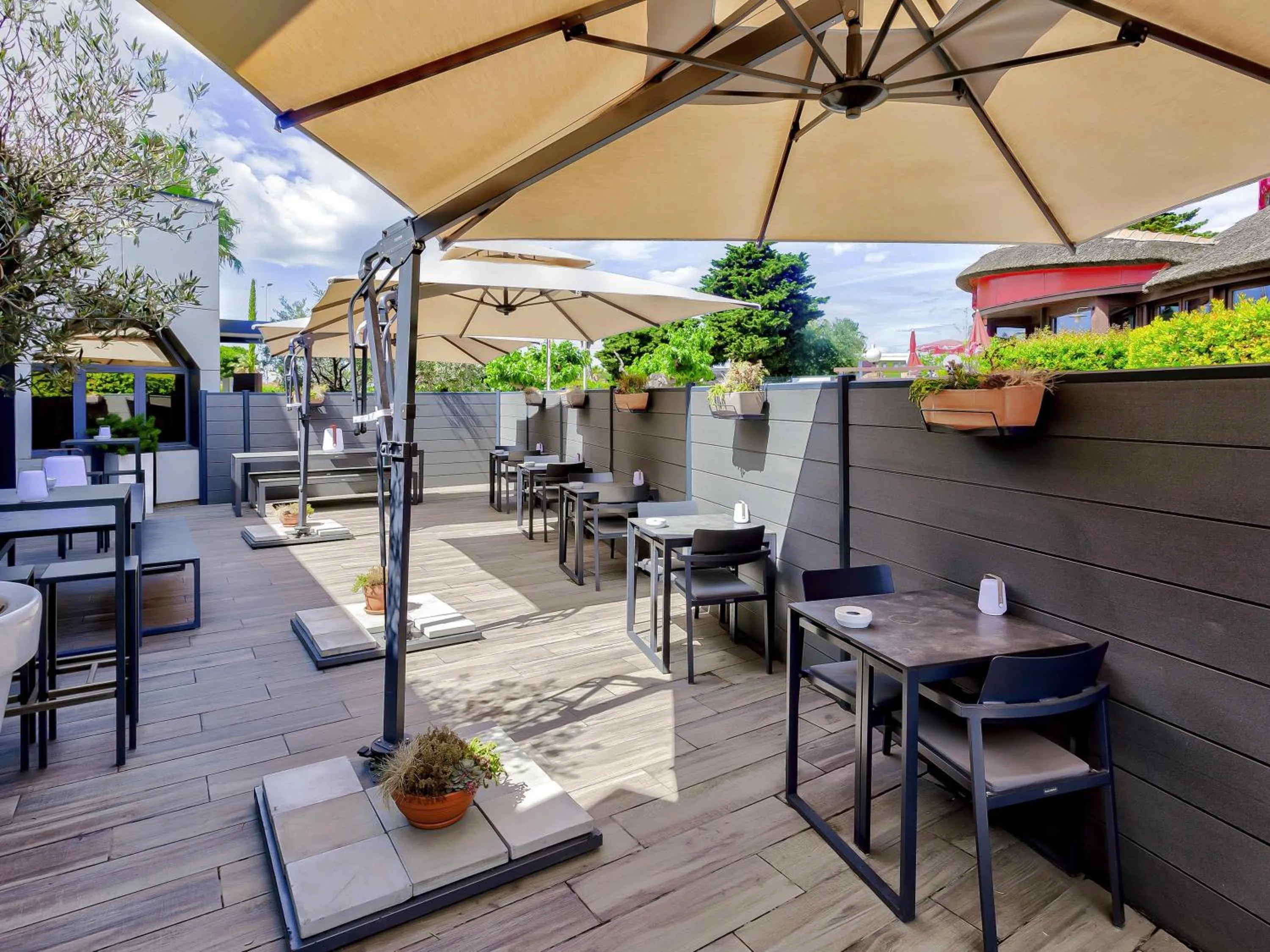 Restaurant/places to eat in ibis budget Montpellier Sud Près d'Arènes