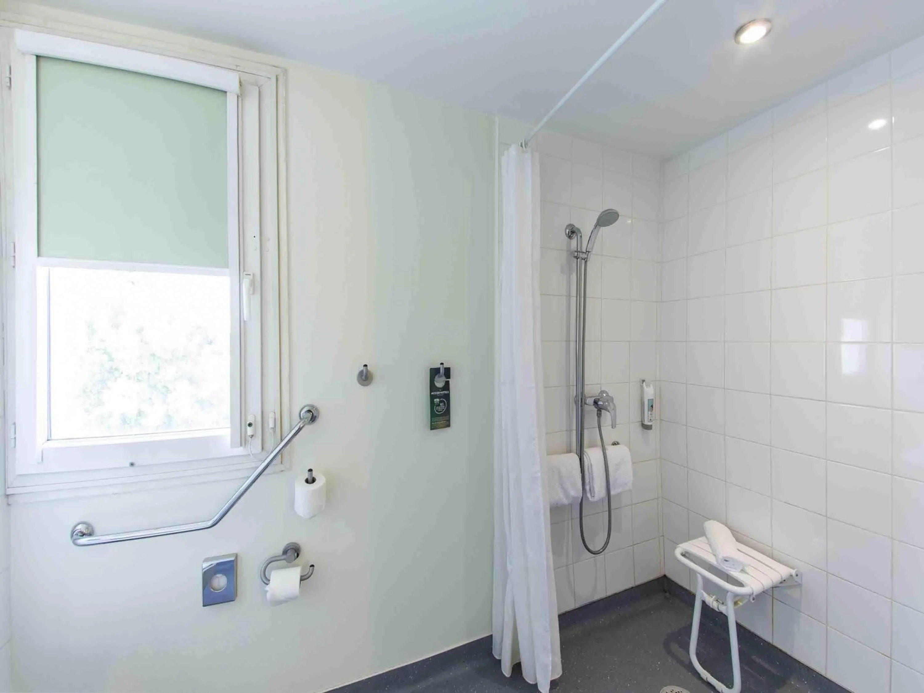 Bedroom in ibis budget Montpellier Sud Près d'Arènes