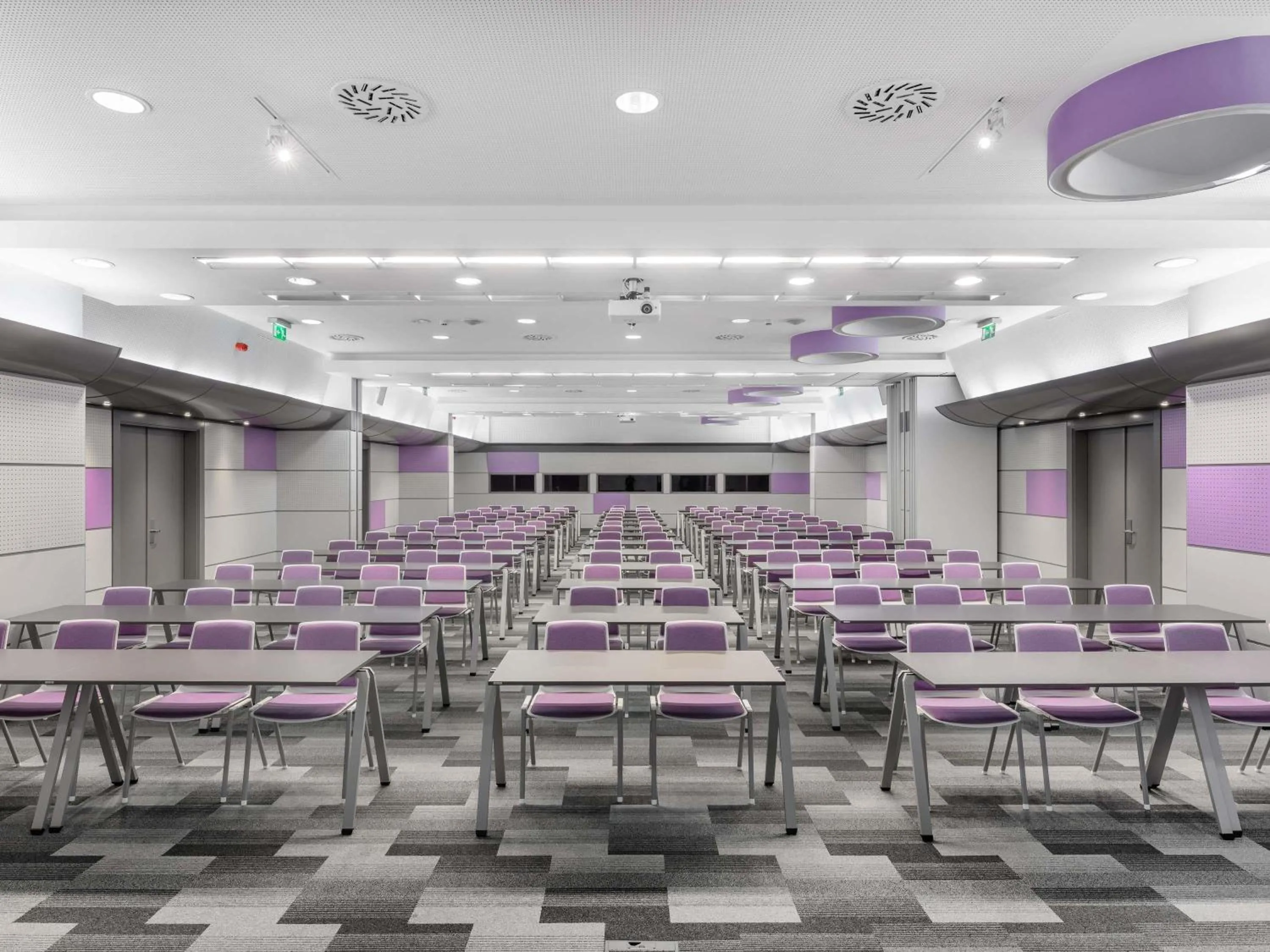 Meeting/conference room in ibis Budapest Castle Hill