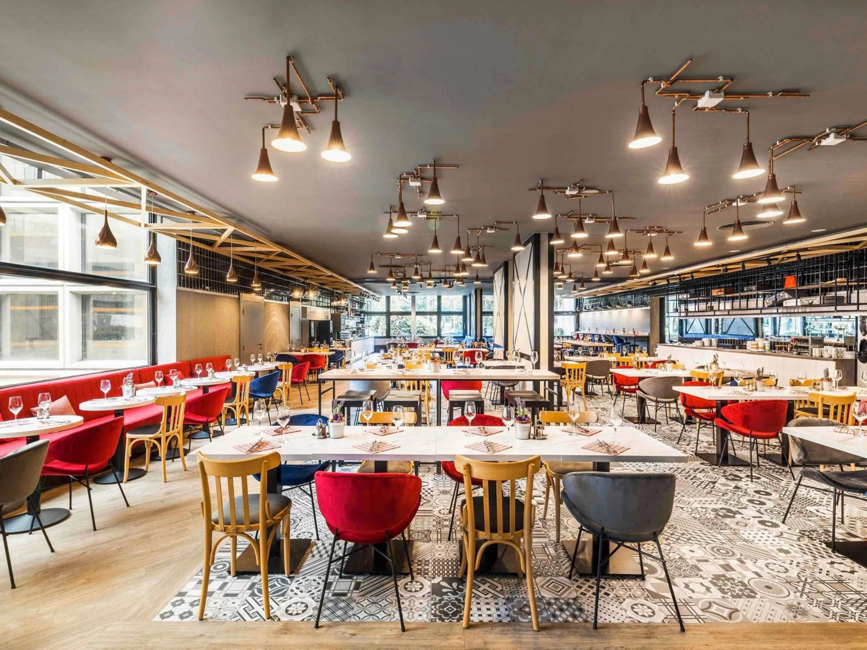 Restaurant/places to eat in ibis Budapest Castle Hill