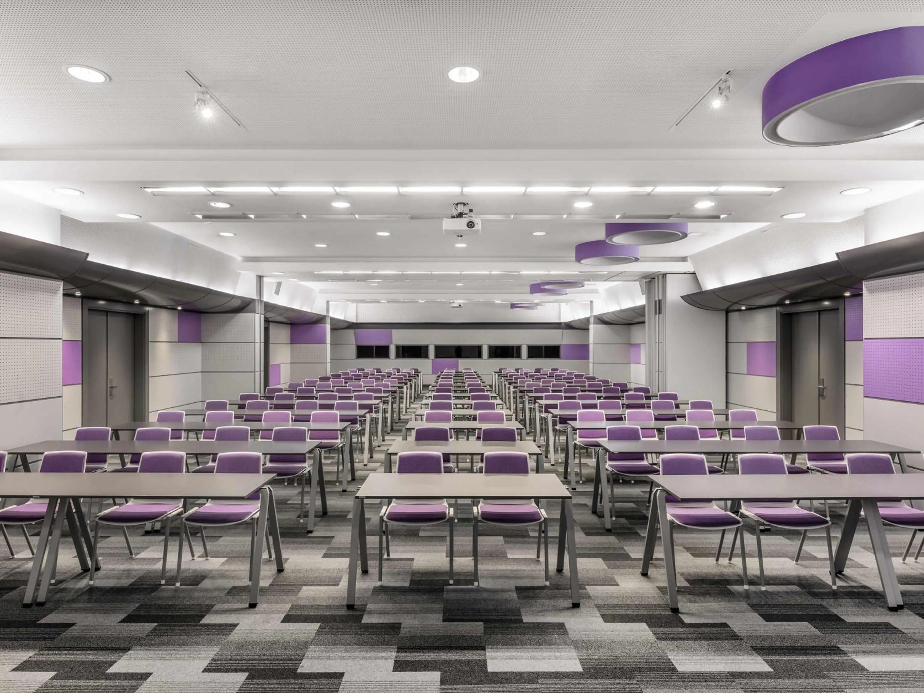 Meeting/conference room in ibis Budapest Castle Hill