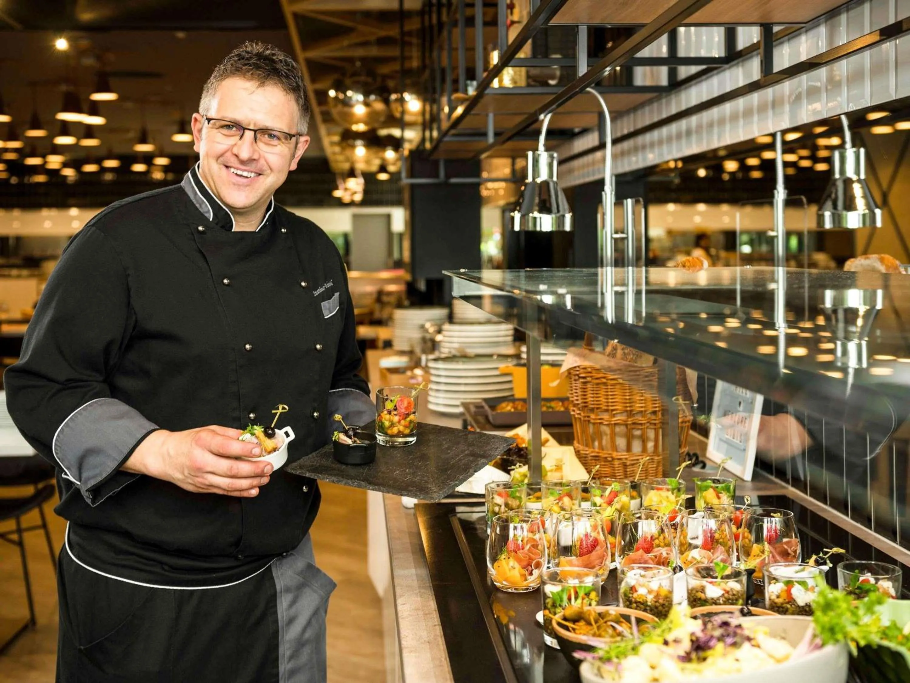 Restaurant/places to eat in ibis Budapest Castle Hill