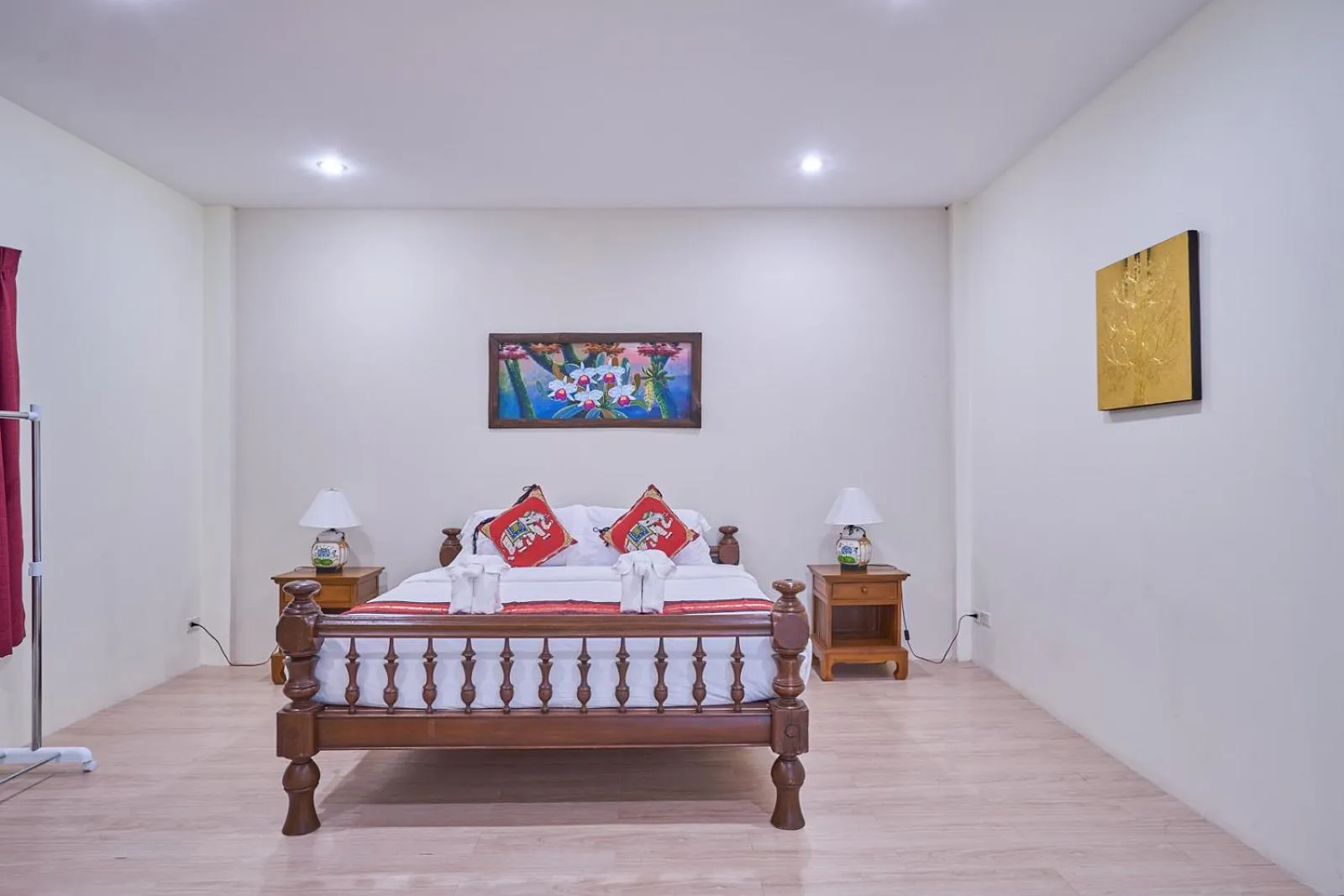 Bed in Mina Garden Villa Resort