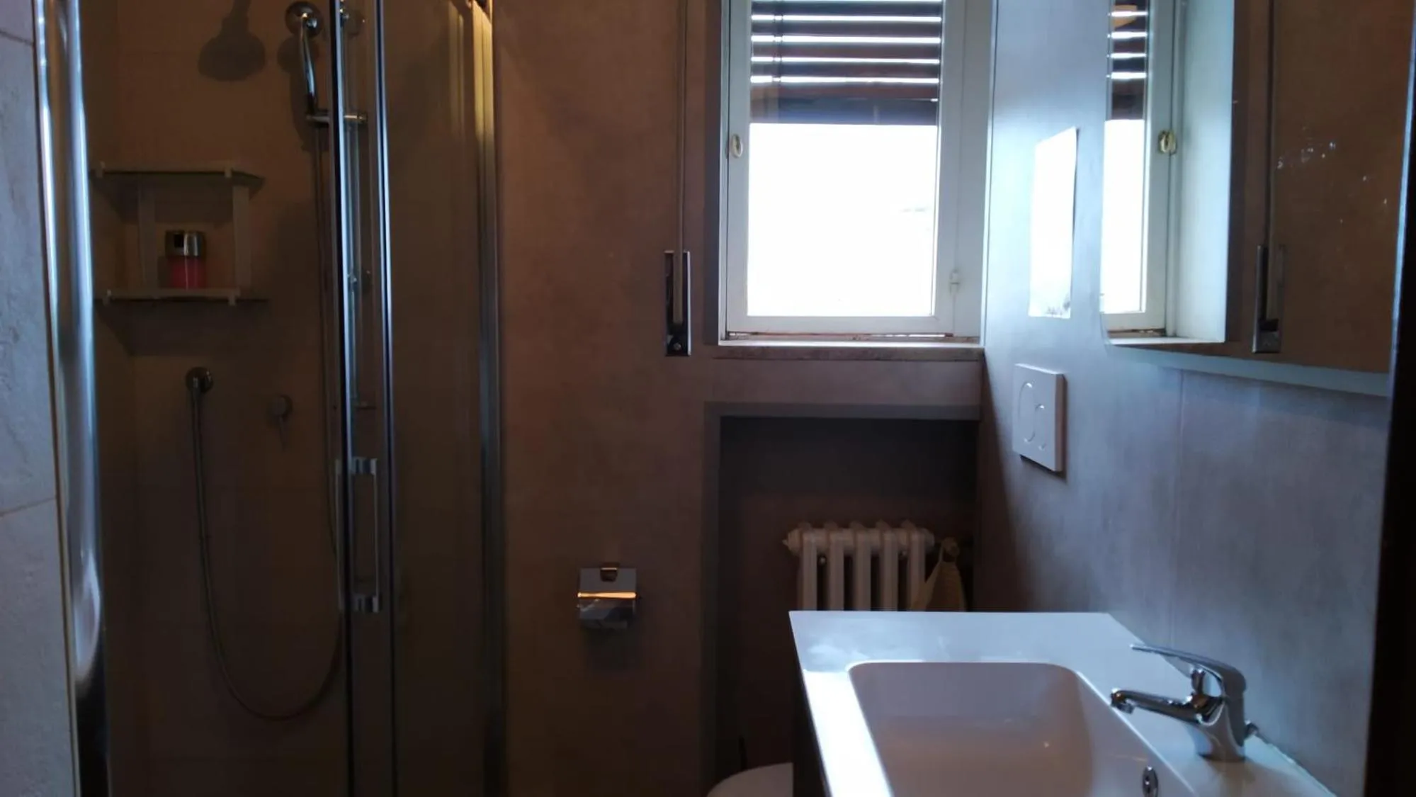 Bathroom in CconfortHotels R&B Dolci Emozioni