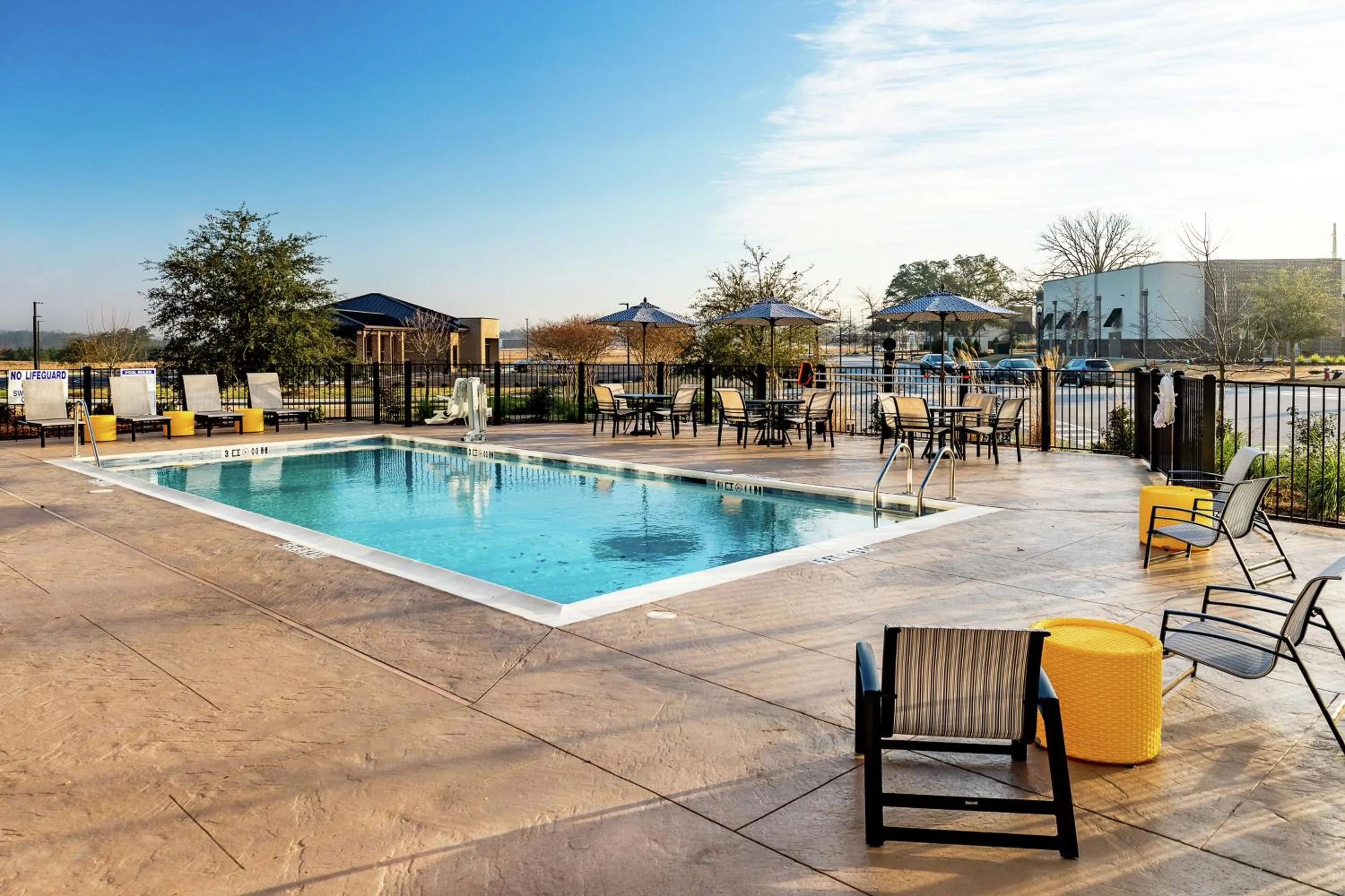 Pool view in Hampton Inn & Suites By Hilton-Columbia Killian Road