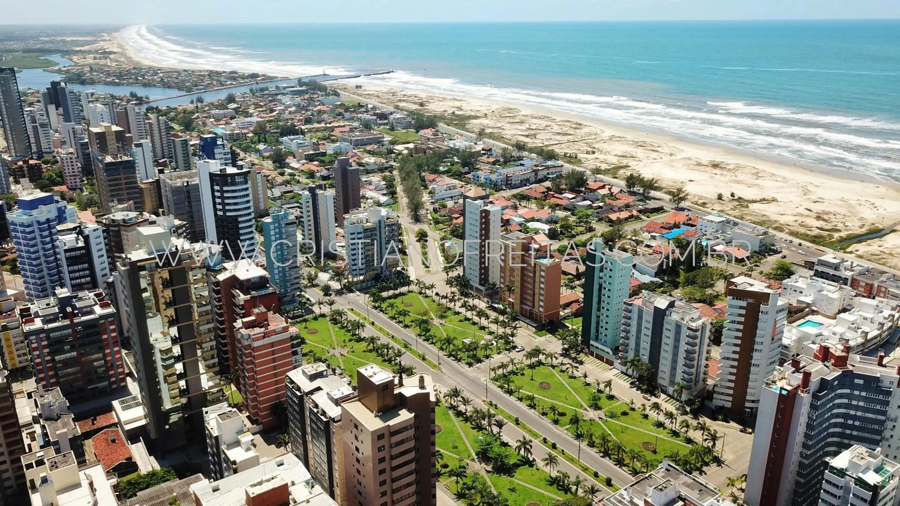 City view in kitnet Revitalize I